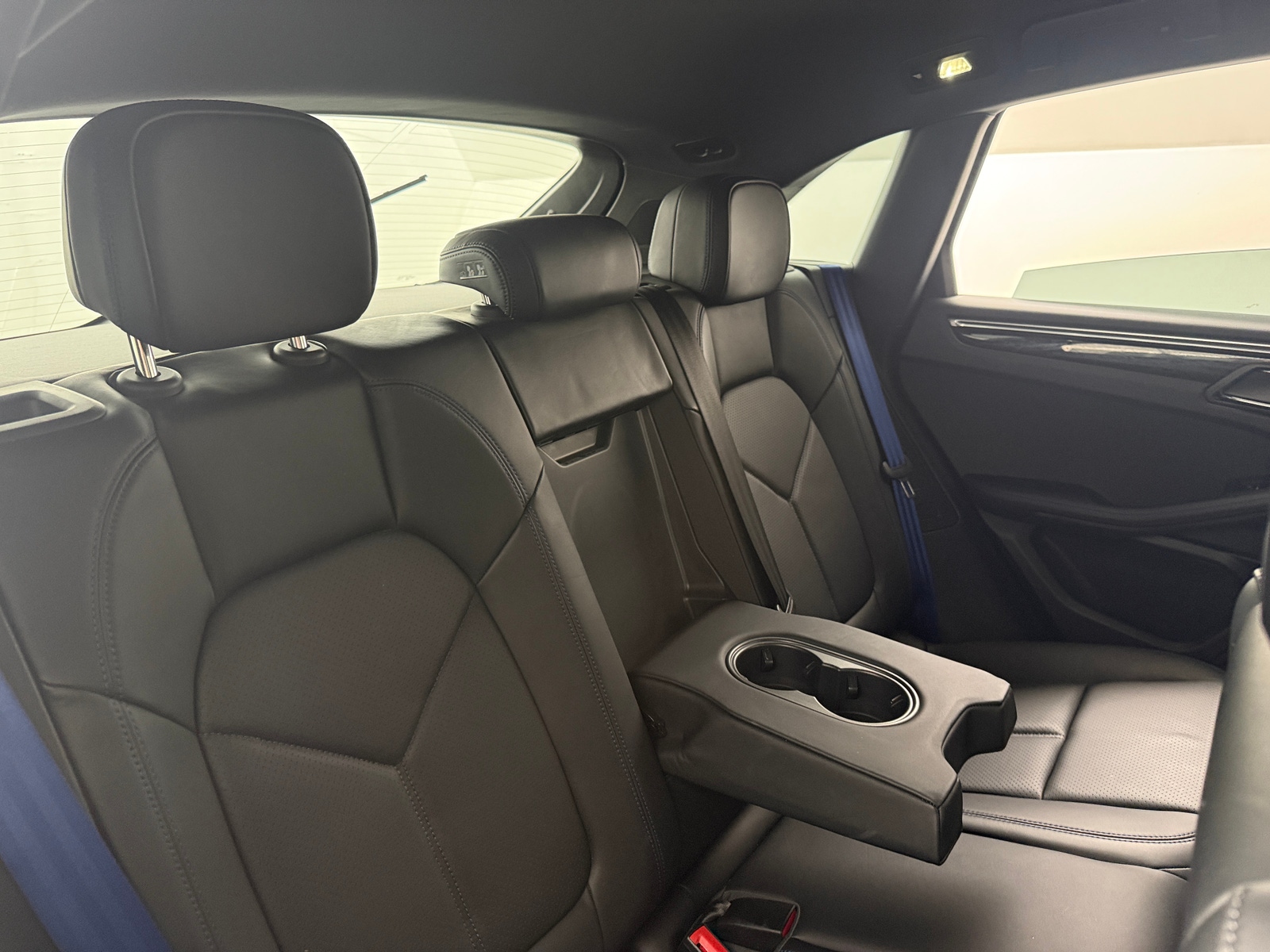 Thumbnail: 2022 Porsche Macan - 5