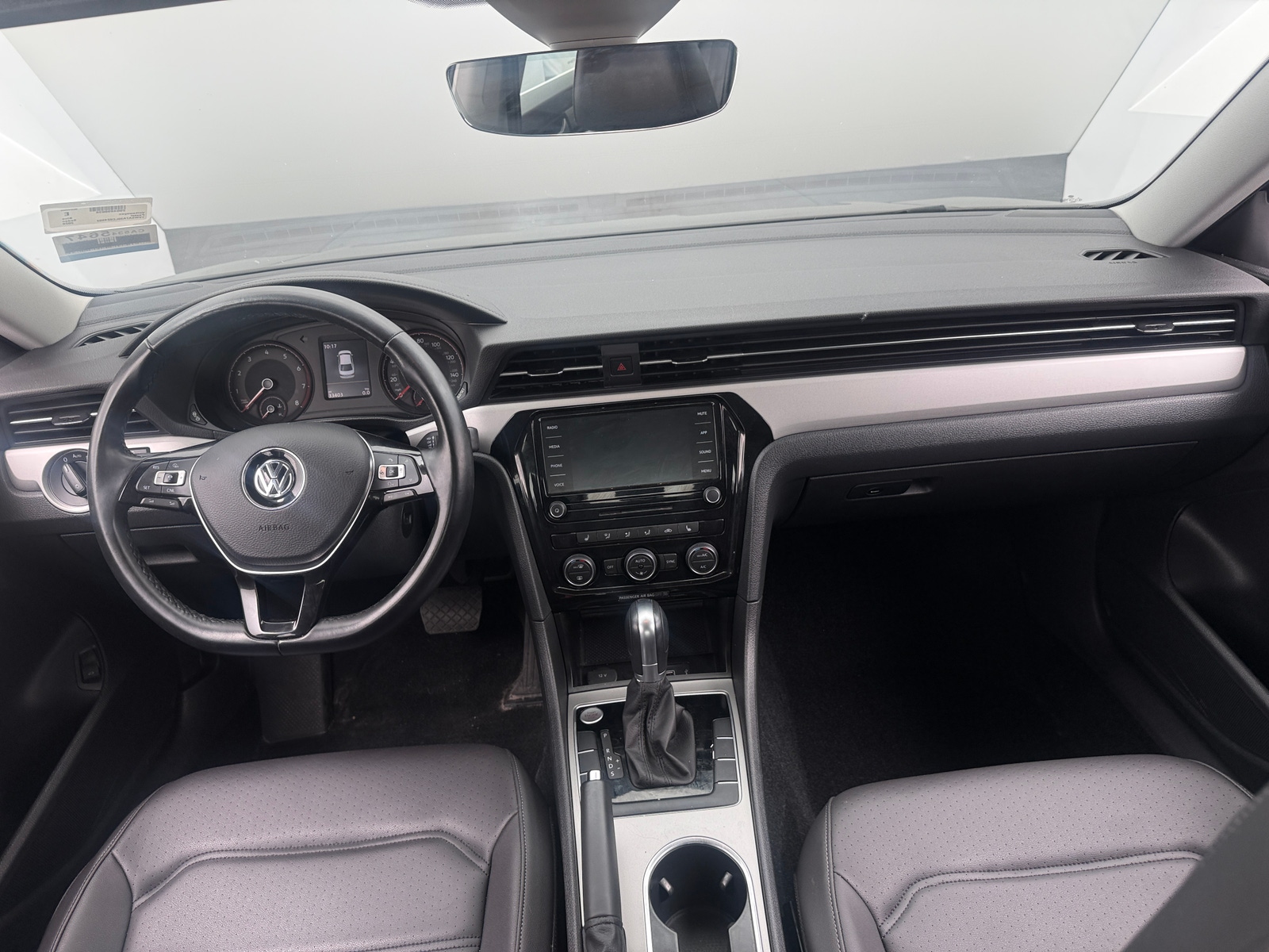 Thumbnail: 2020 Volkswagen Passat - 2