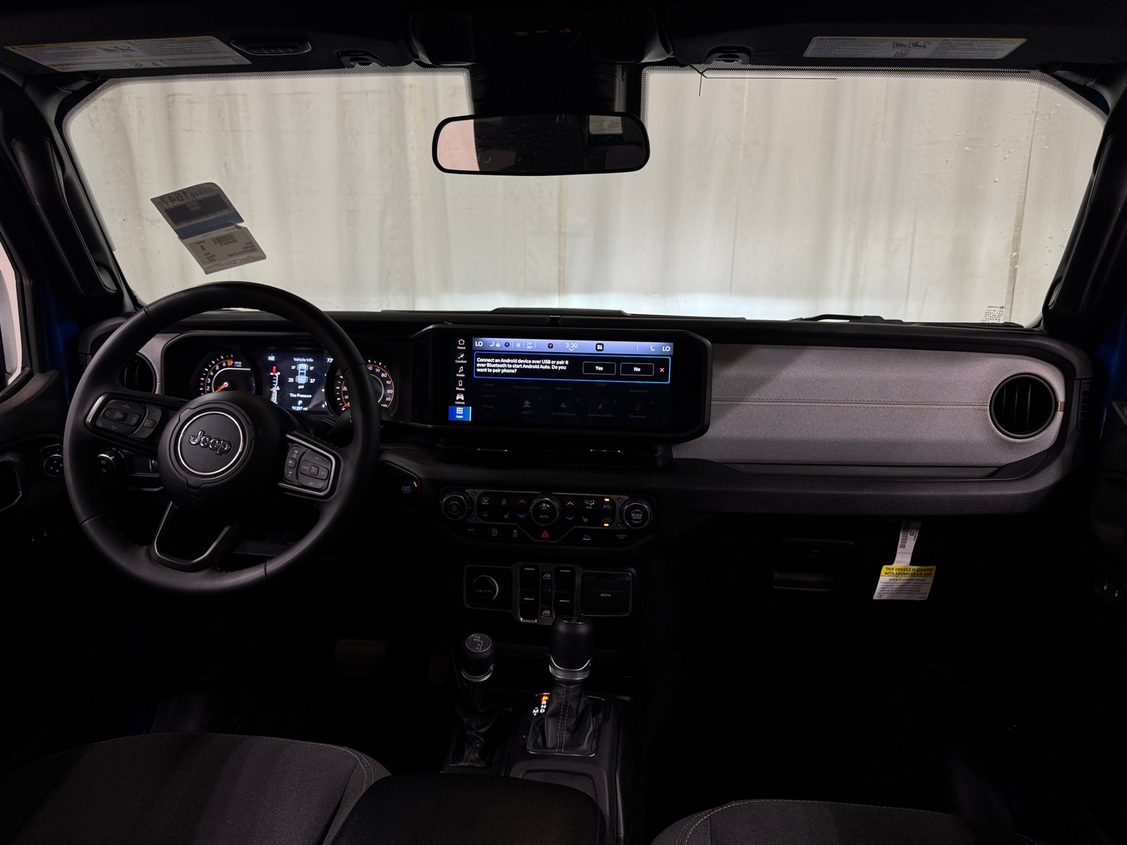 Thumbnail: 2024 Jeep Gladiator - 3