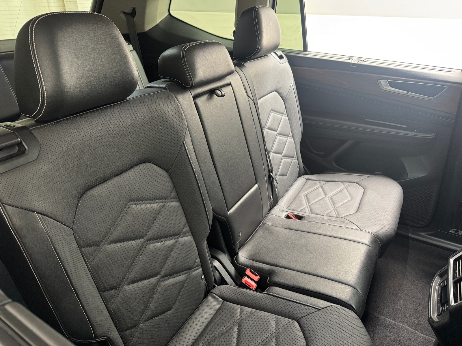 Thumbnail: 2024 Volkswagen Atlas - 5