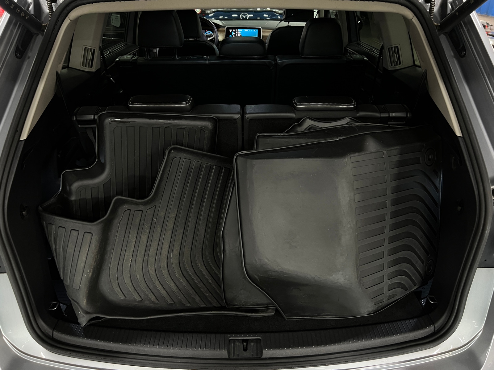 Thumbnail: 2024 Volkswagen Atlas - 6