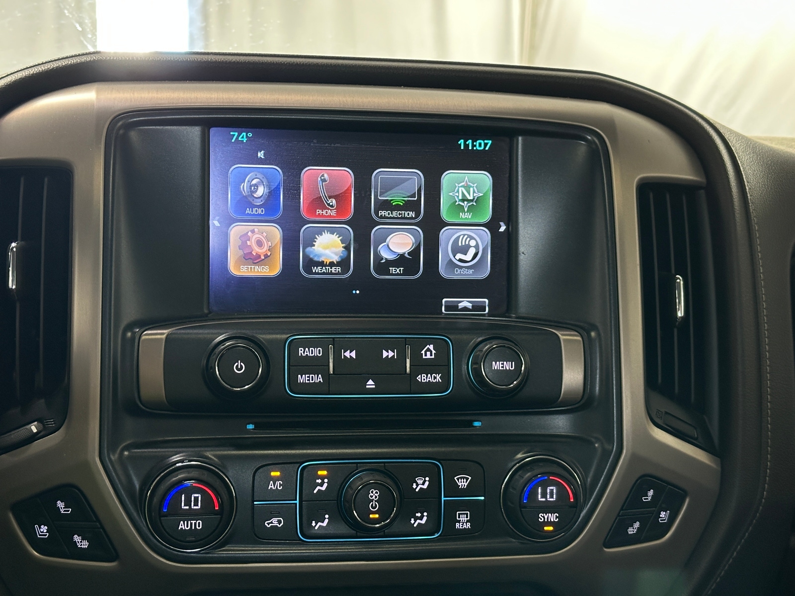 Thumbnail: 2017 GMC Sierra 1500 - 3