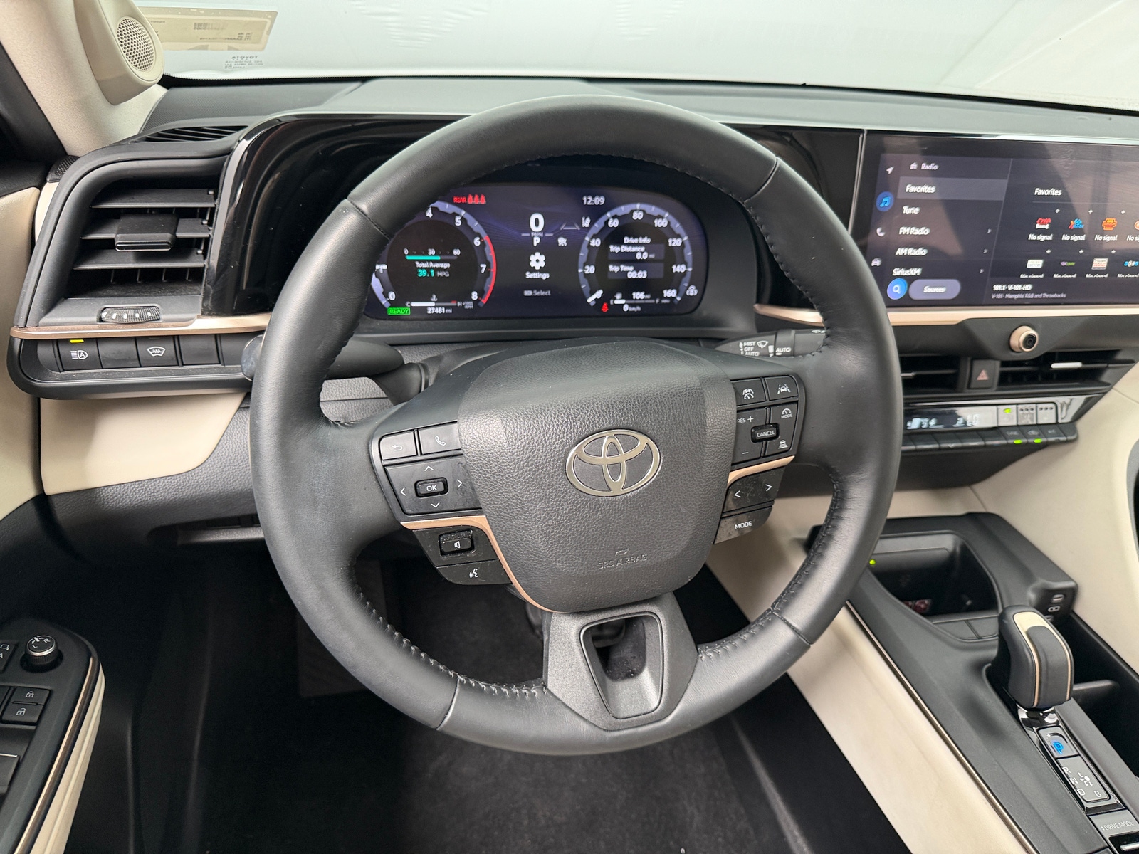 Thumbnail: 2023 Toyota Crown - 4