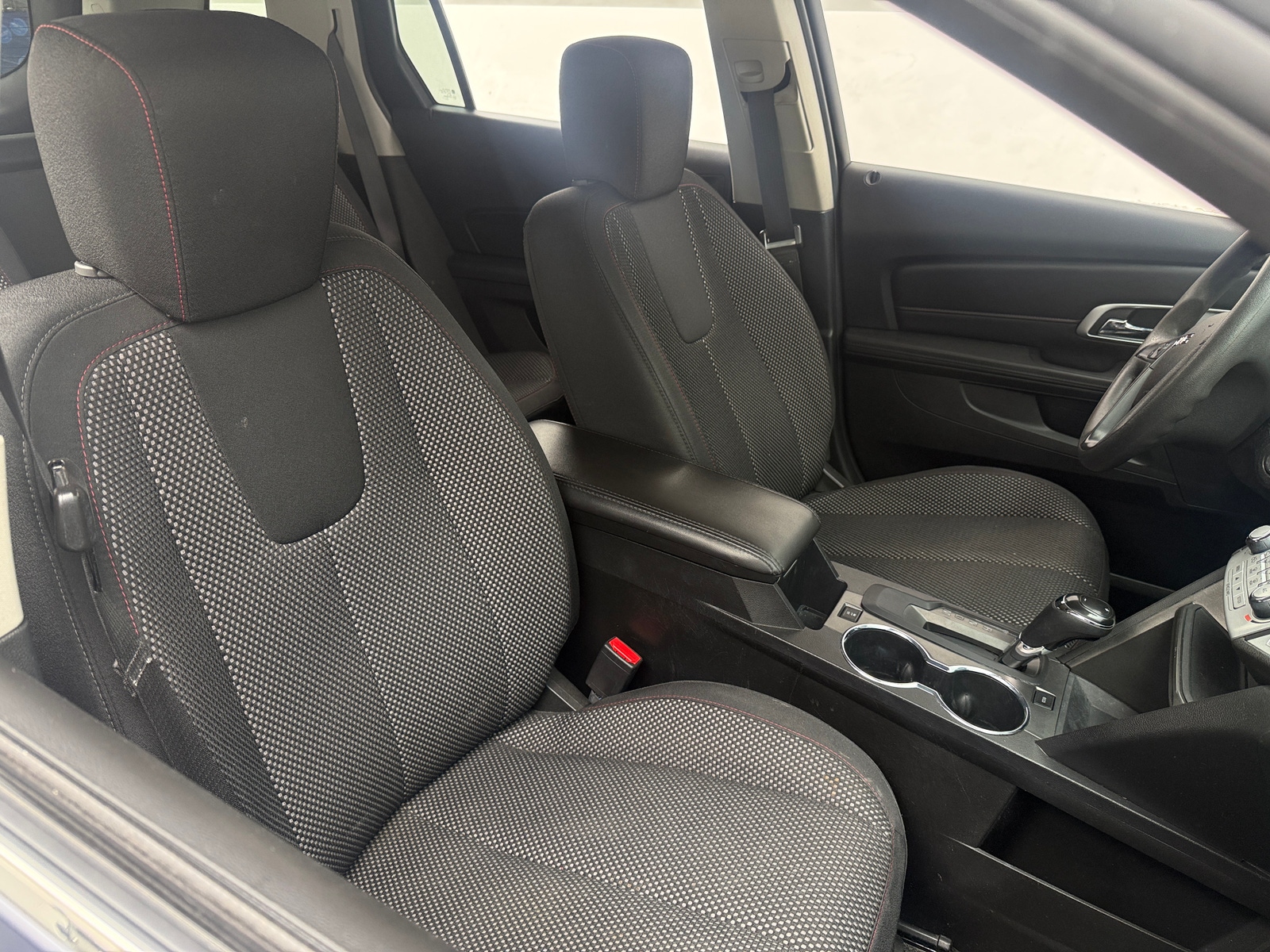 Thumbnail: 2017 GMC Terrain - 2