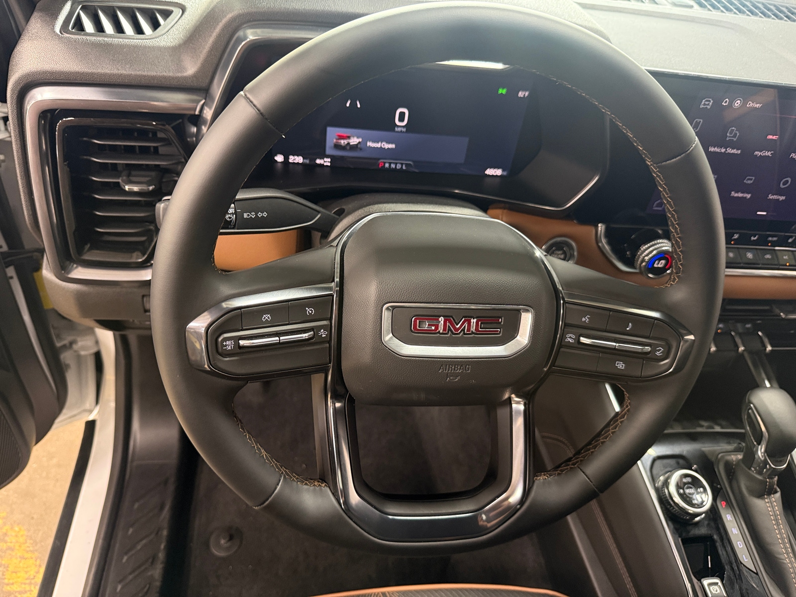 Thumbnail: 2026 GMC Canyon - 5