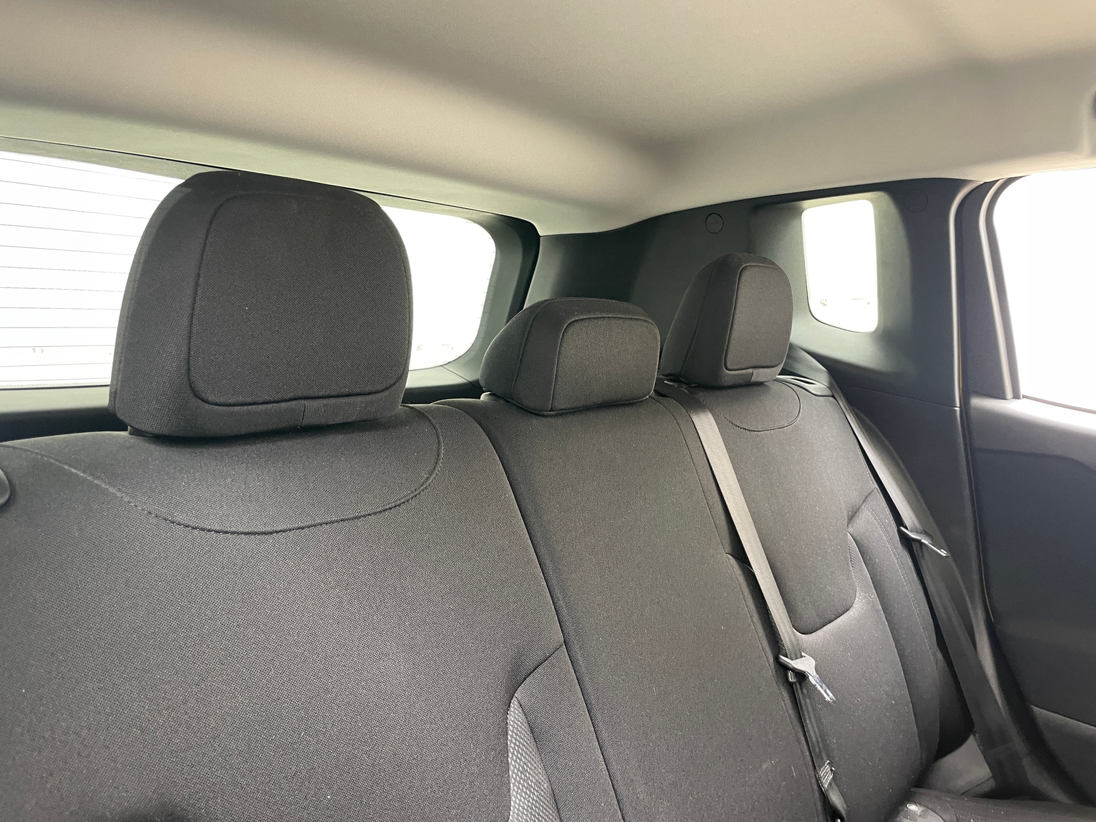 Thumbnail: 2017 Jeep Renegade - 6