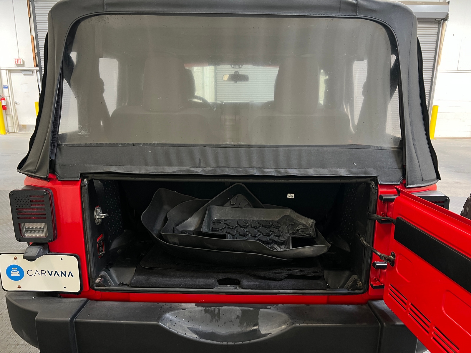 Thumbnail: 2017 Jeep Wrangler - 7