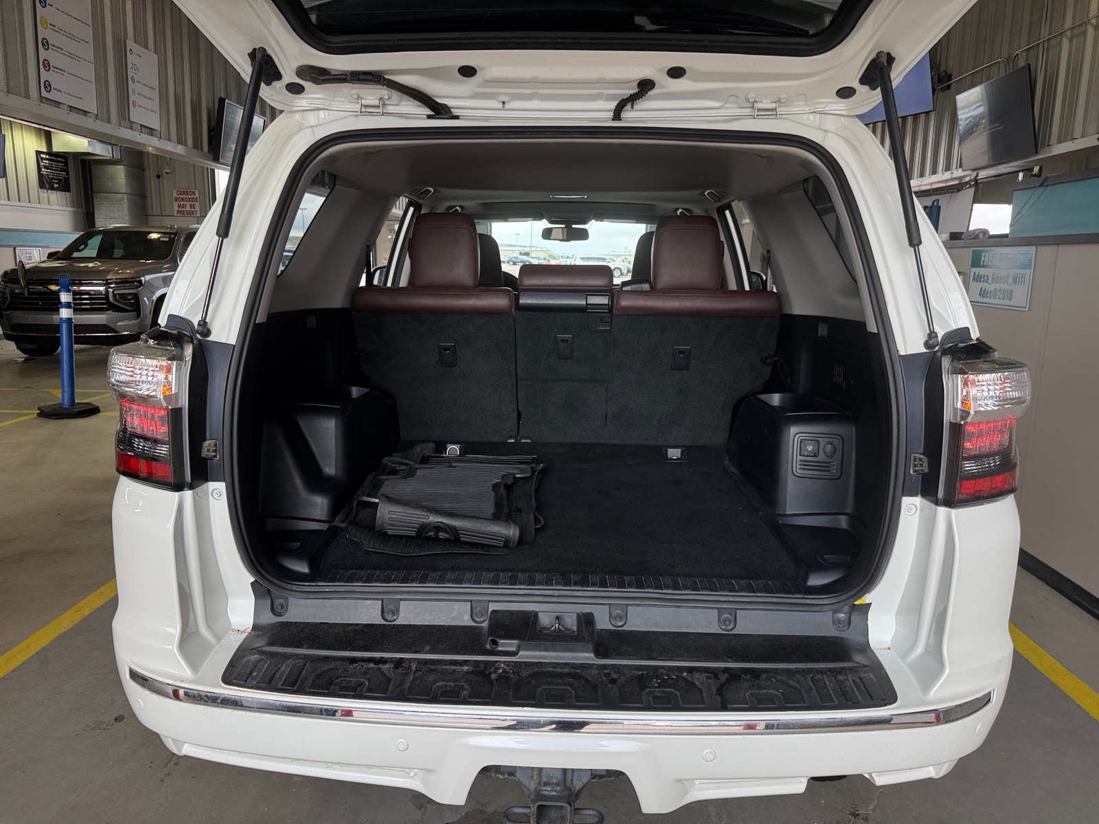 Thumbnail: 2018 Toyota 4Runner - 6