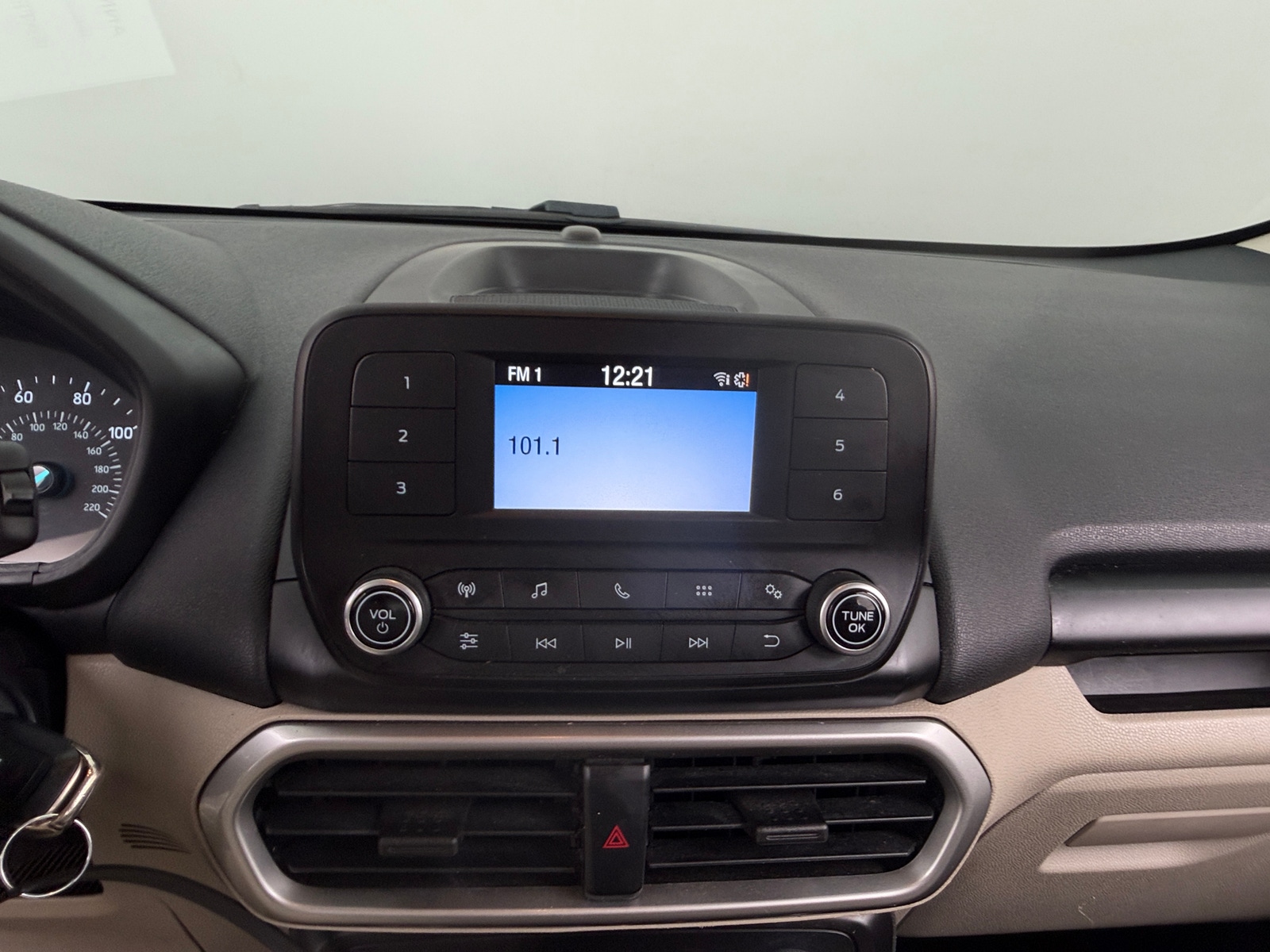 Thumbnail: 2019 Ford EcoSport - 4