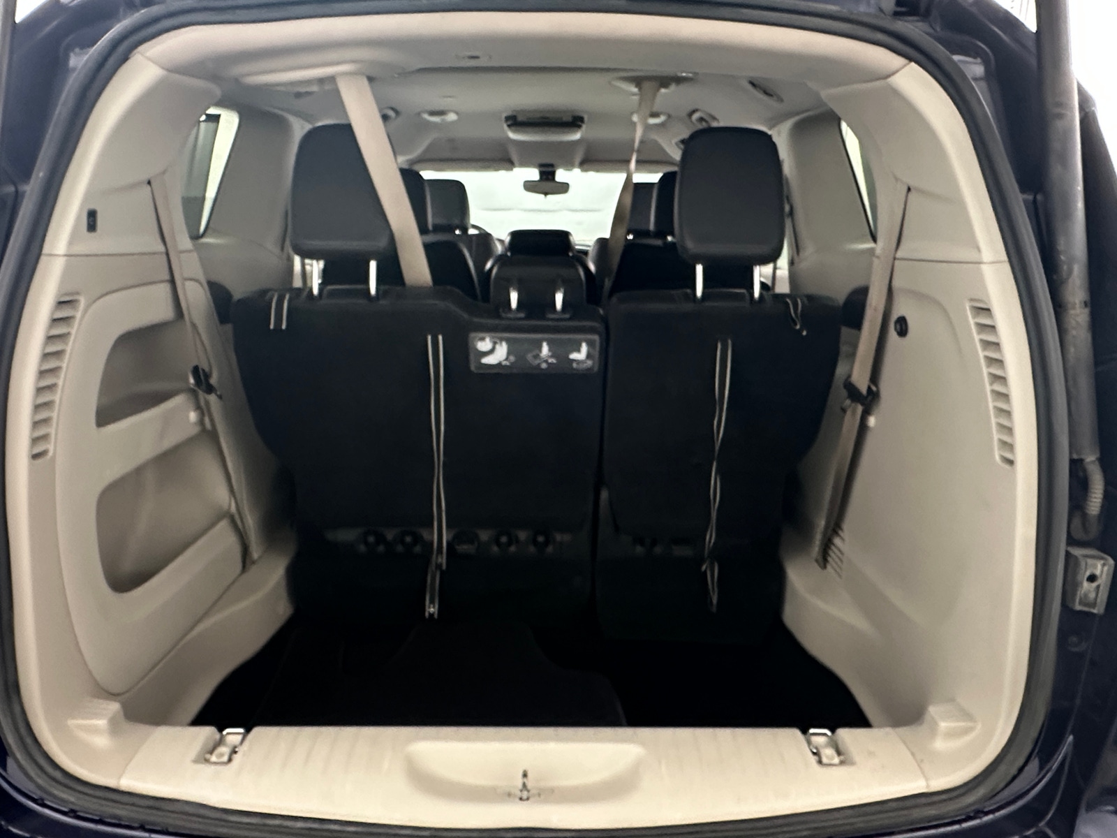 Thumbnail: 2018 Chrysler Pacifica - 6