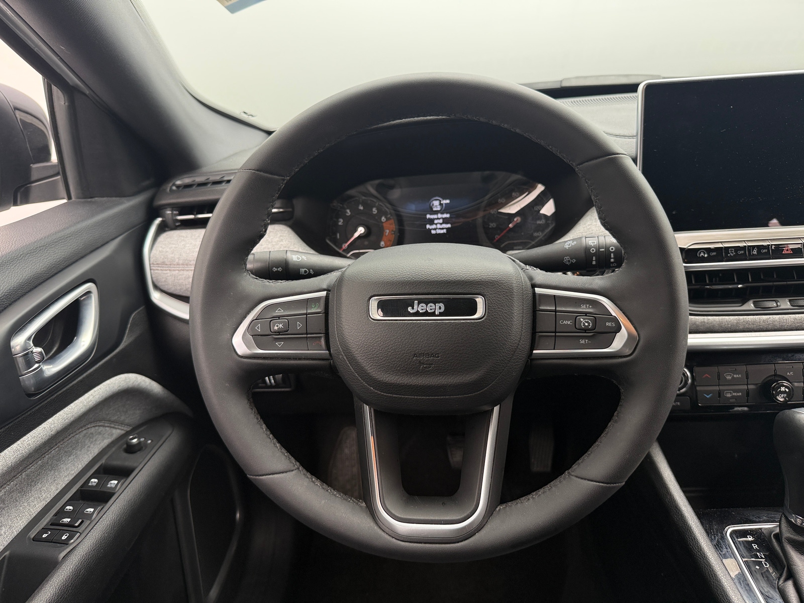 Thumbnail: 2023 Jeep Compass - 4
