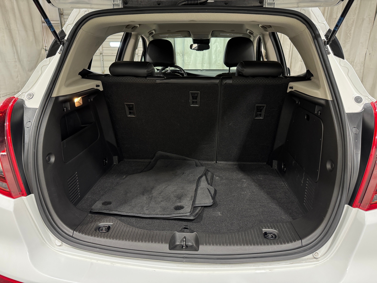 Thumbnail: 2019 Buick Encore - 7
