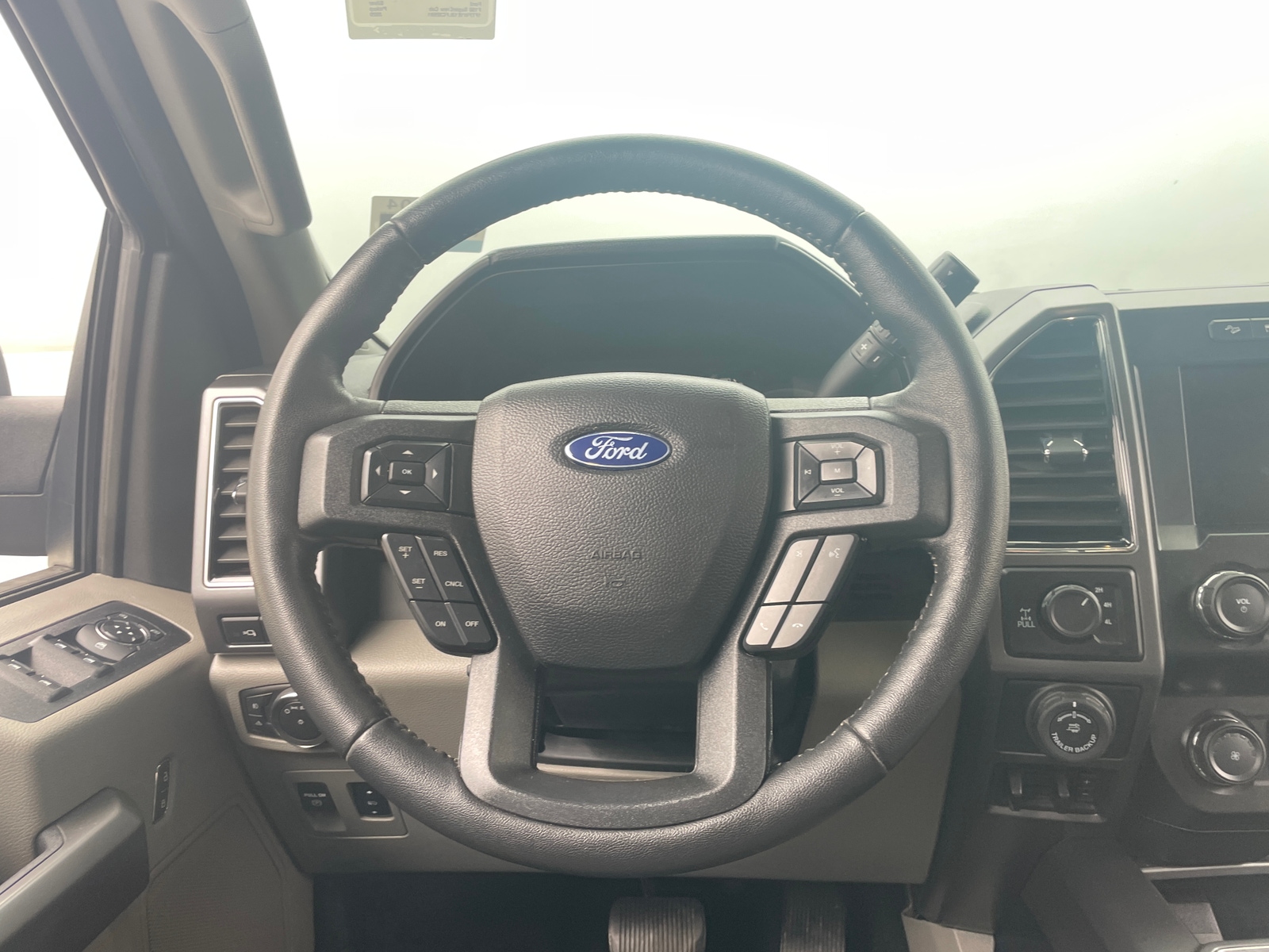 Thumbnail: 2020 Ford Econoline - 5