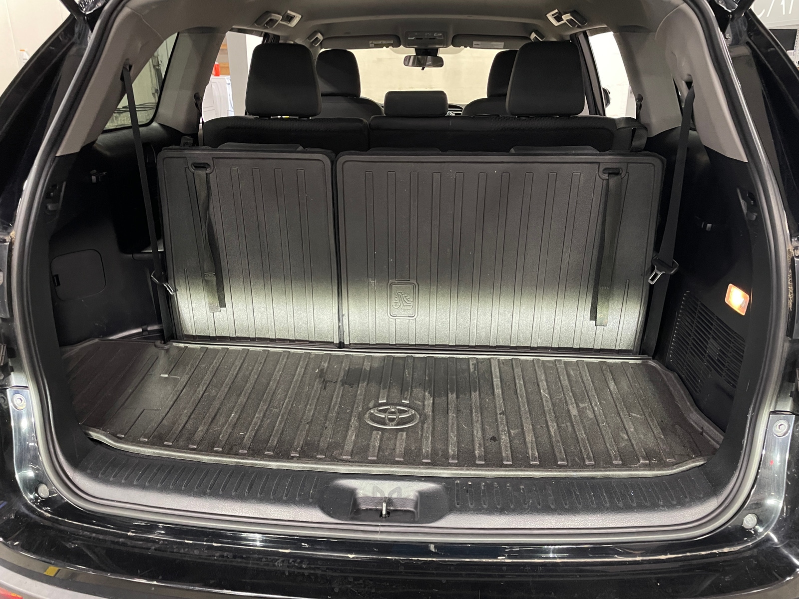 Thumbnail: 2018 Toyota Highlander - 7