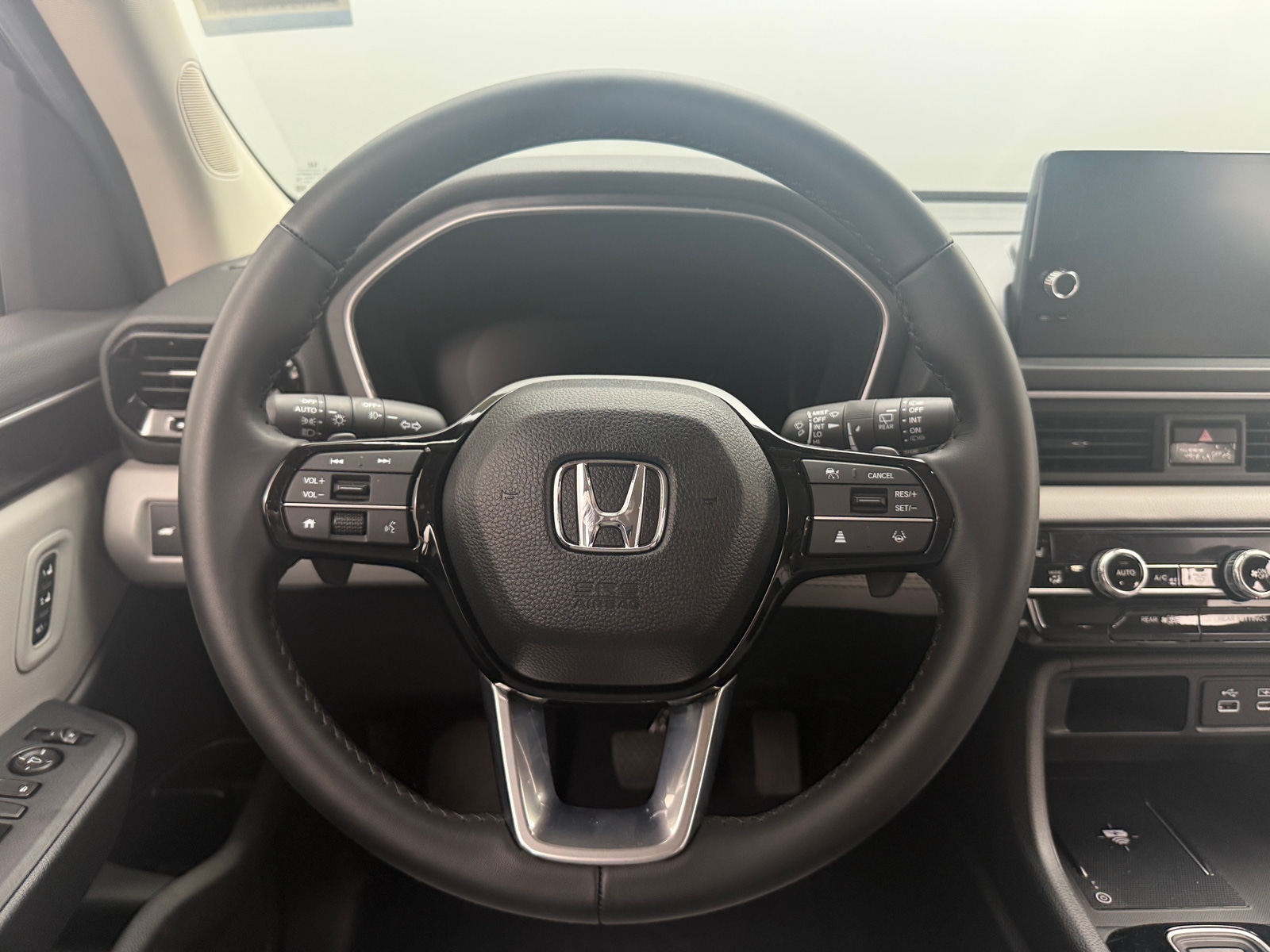 Thumbnail: 2025 Honda Pilot - 4