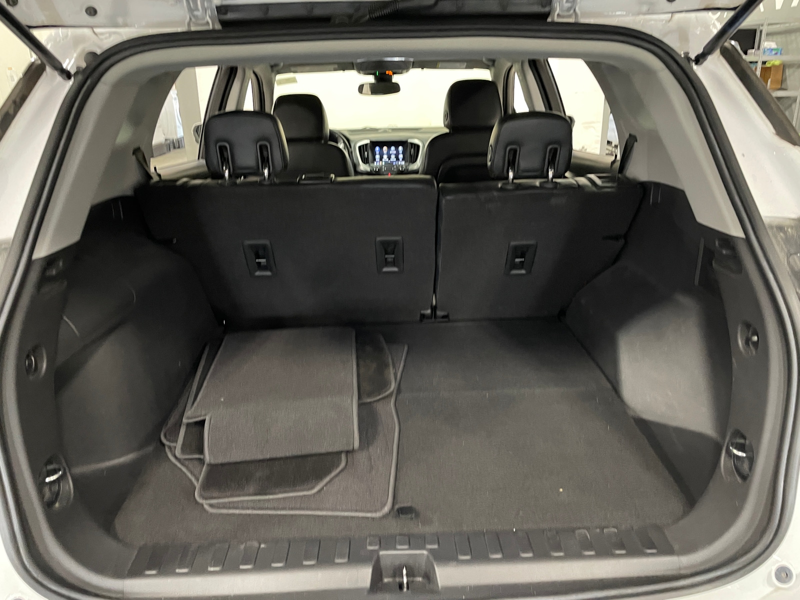 Thumbnail: 2020 GMC Terrain - 6