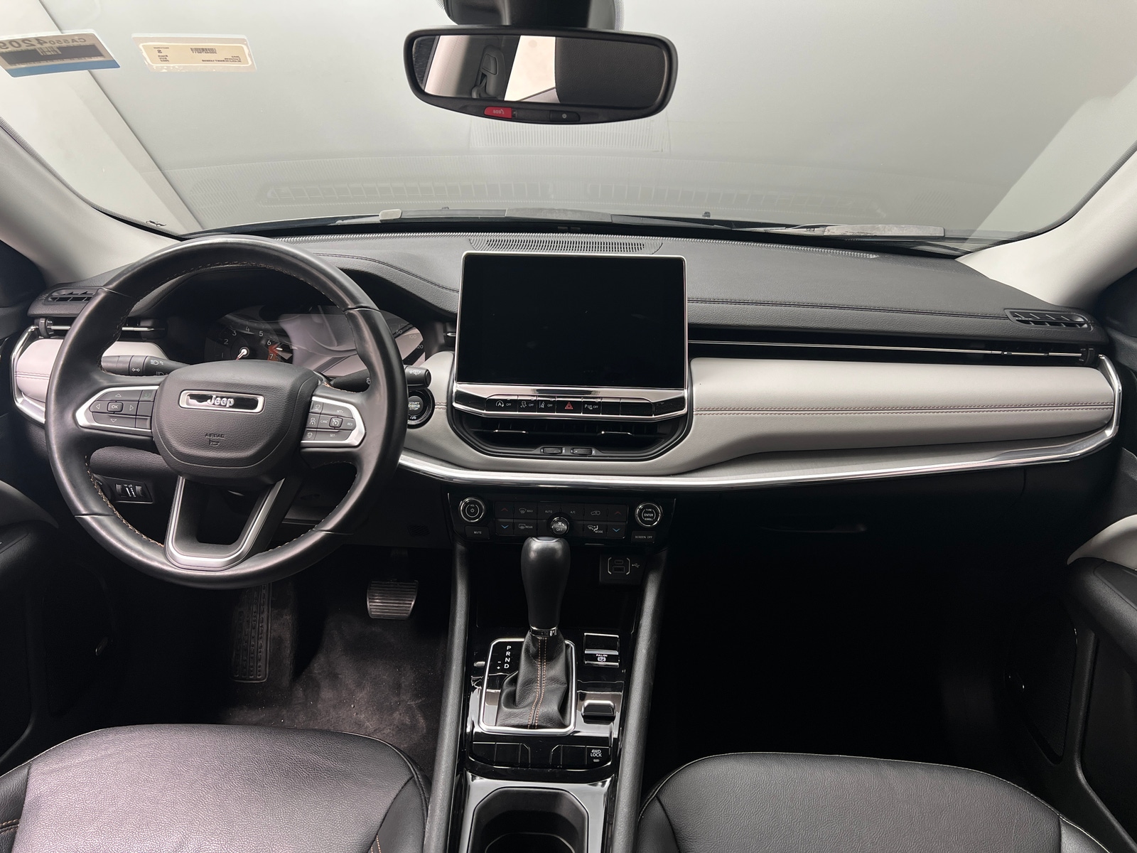 Thumbnail: 2022 Jeep Compass - 2