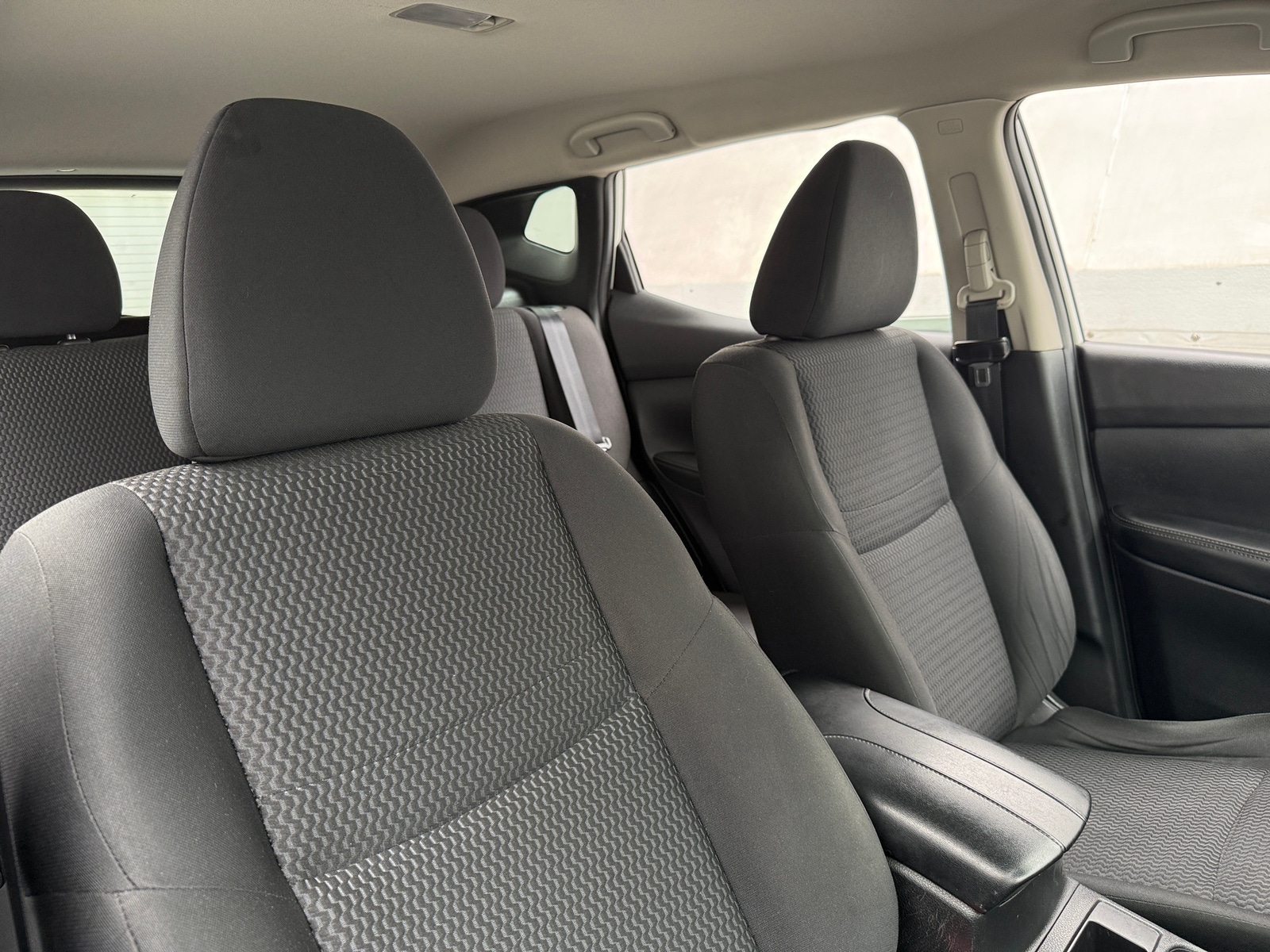 Thumbnail: 2018 Nissan Rogue Sport - 2