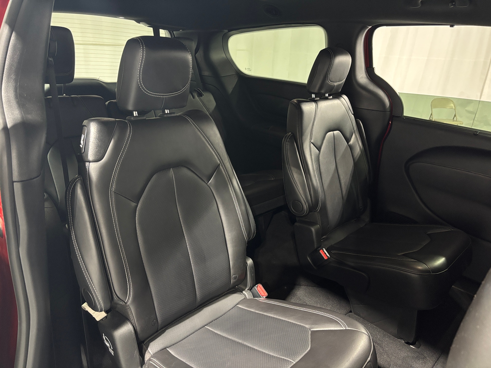 Thumbnail: 2025 Chrysler Pacifica - 5