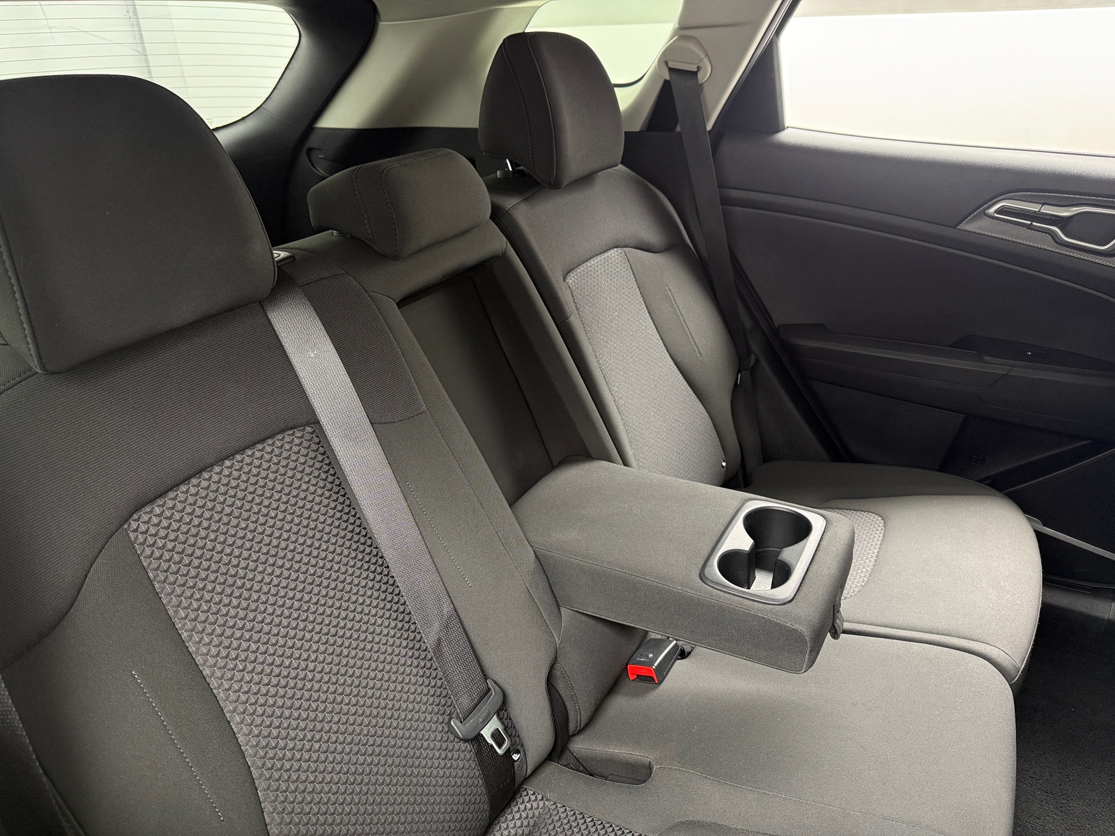 Thumbnail: 2025 Kia Sportage - 6