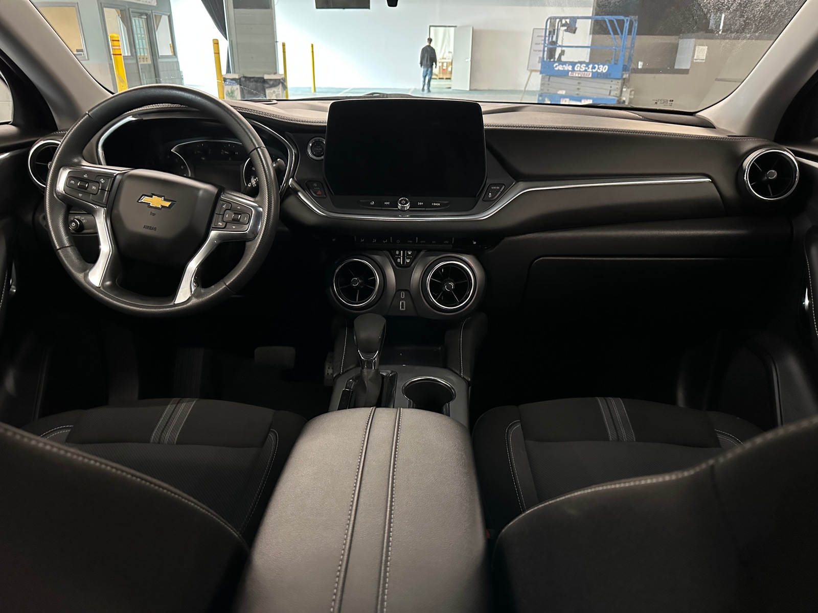 Thumbnail: 2025 Chevrolet Blazer - 3