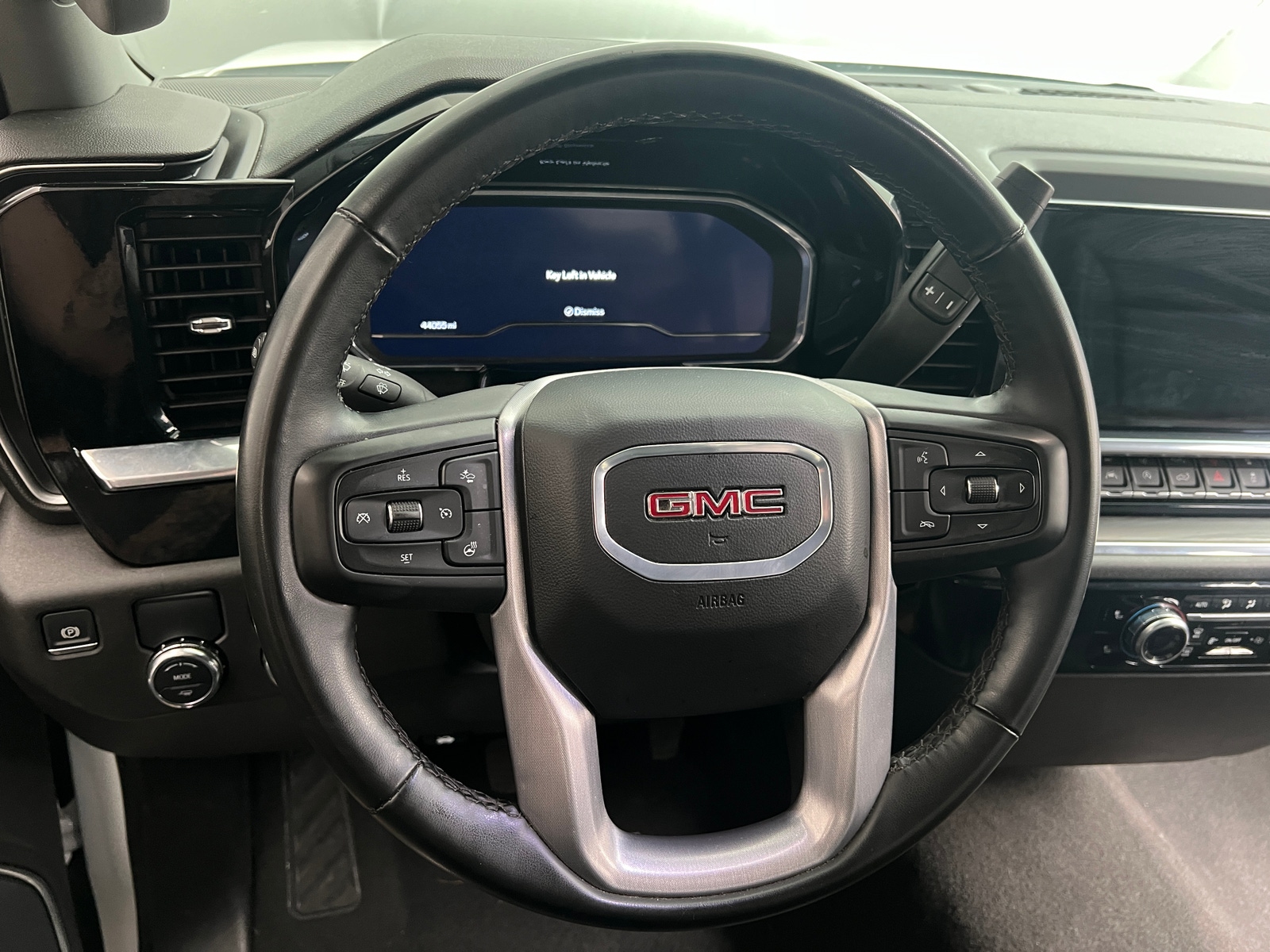 Thumbnail: 2024 GMC Sierra 1500 - 4