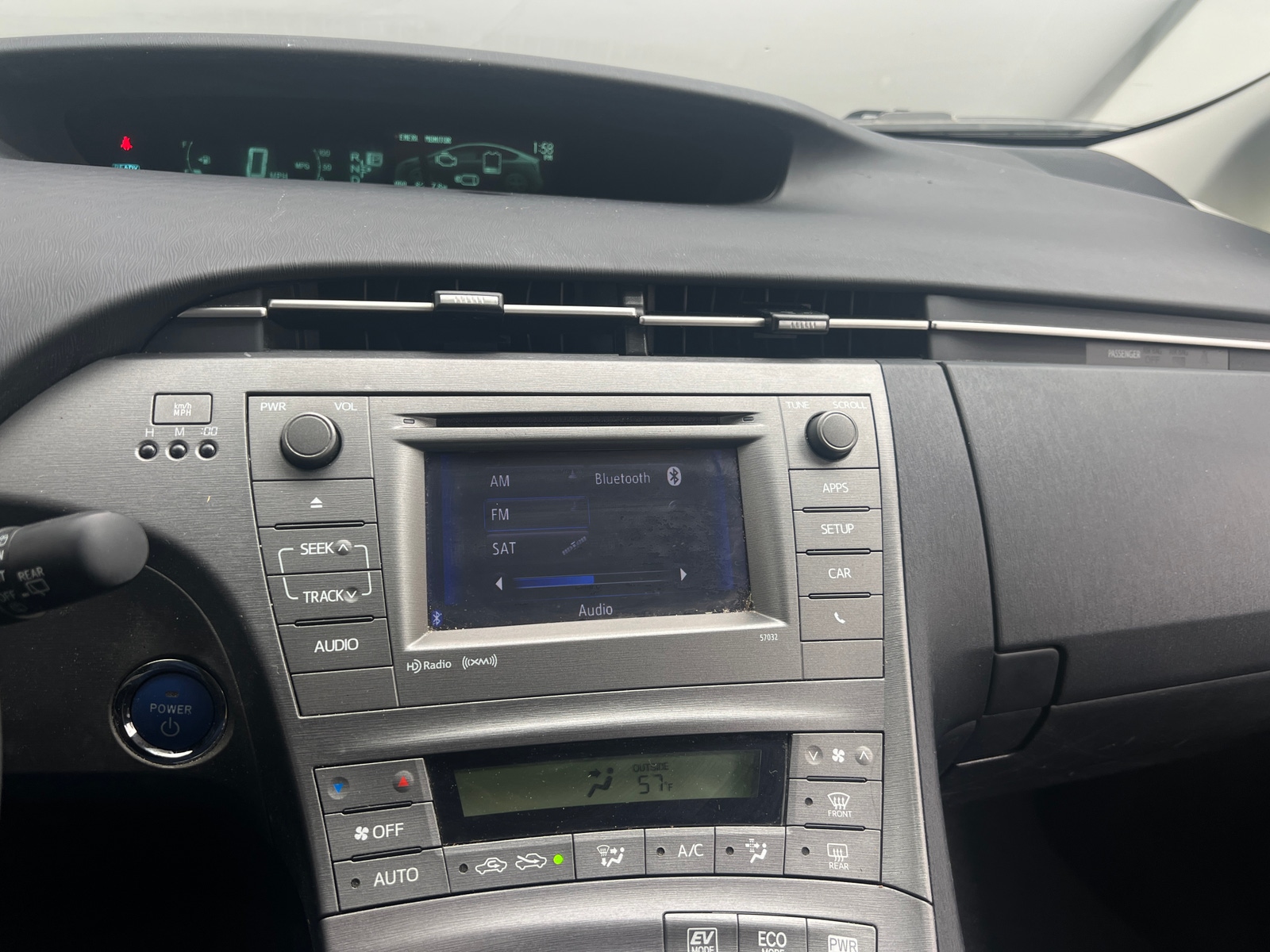 Thumbnail: 2013 Toyota Prius - 4