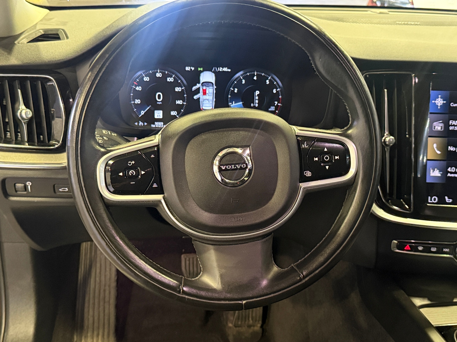 Thumbnail: 2022 Volvo V60 - 4