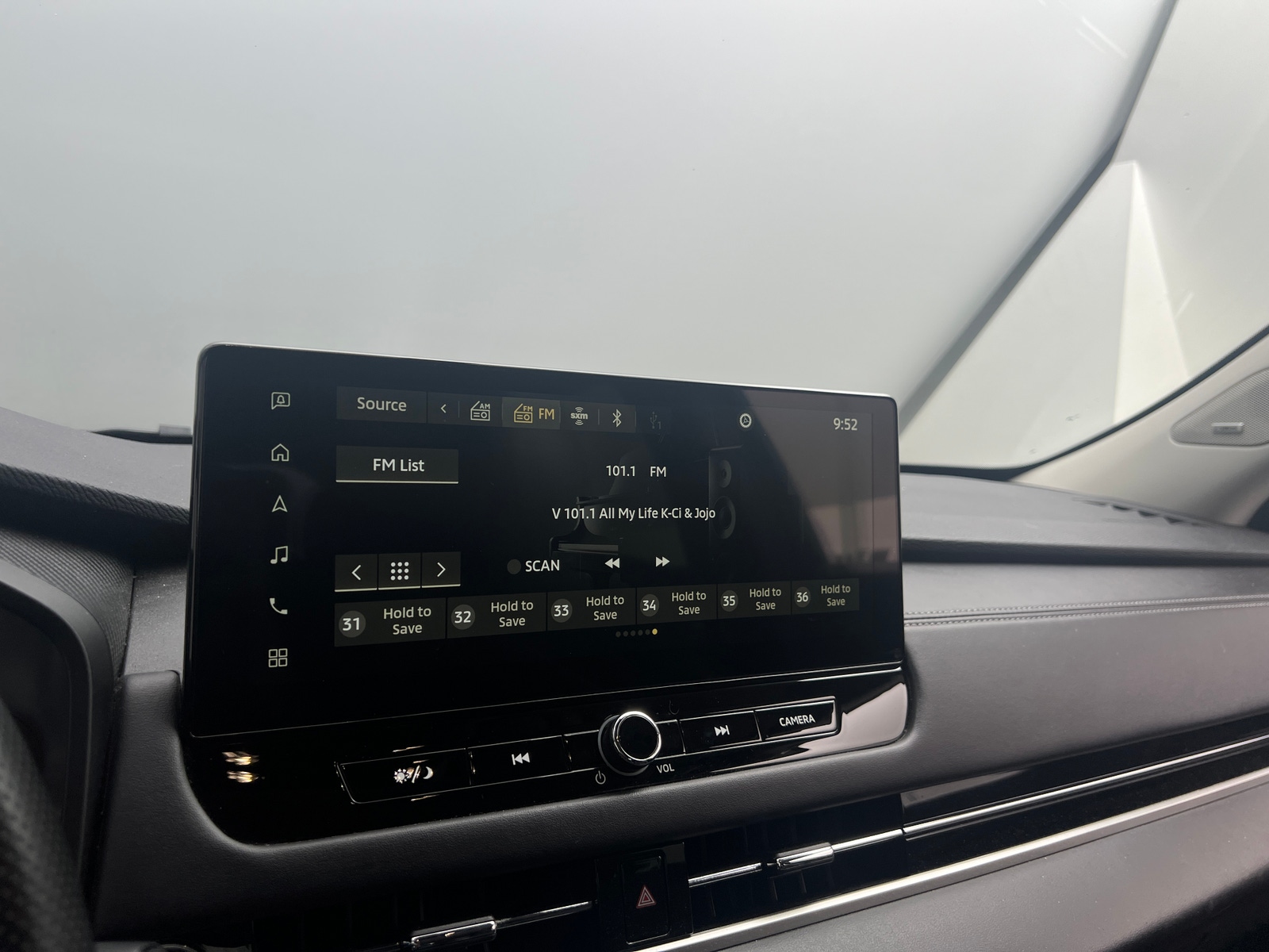 Thumbnail: 2025 Mitsubishi Outlander - 3