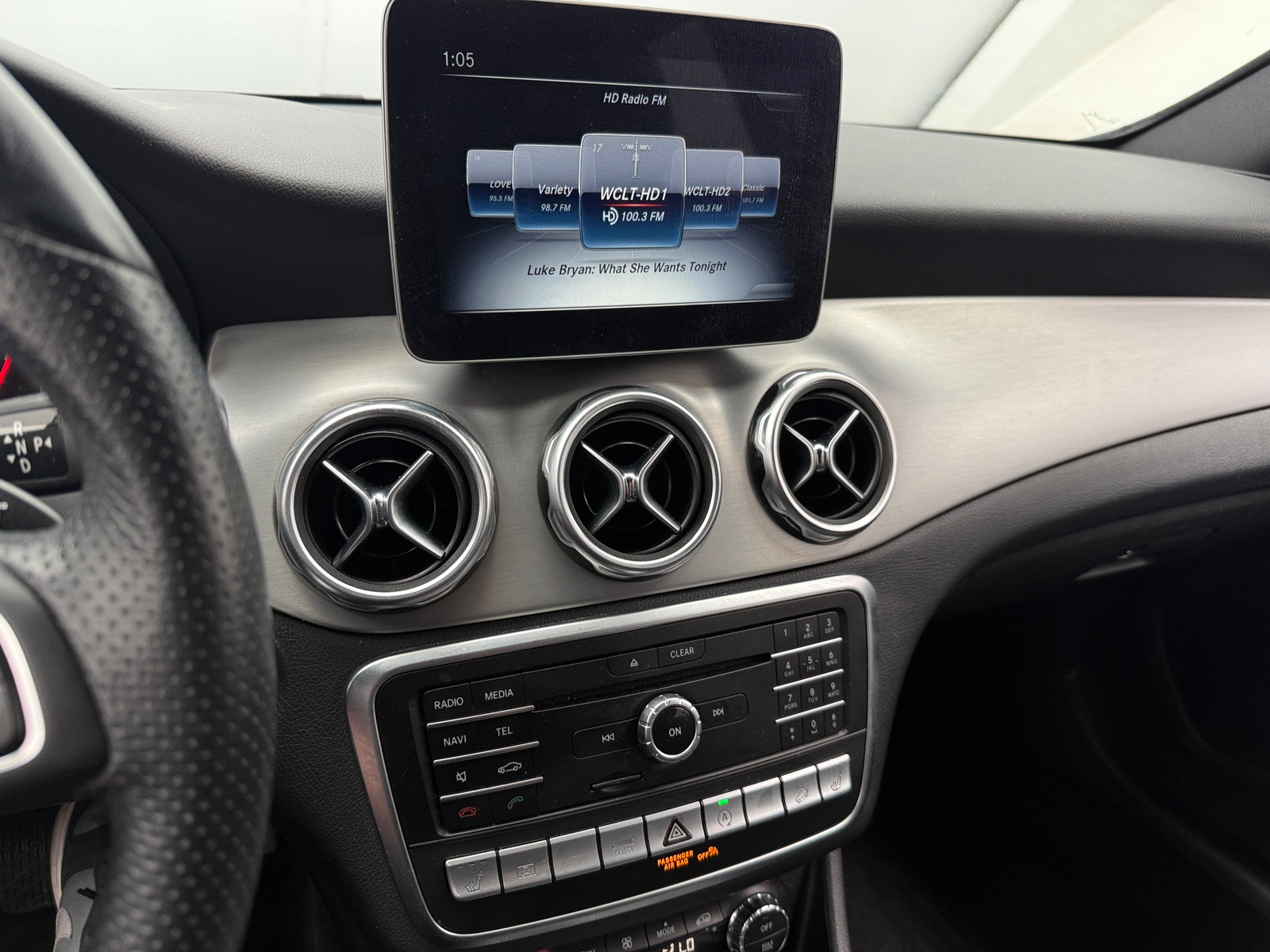 Thumbnail: 2019 Mercedes-Benz GLA - 3