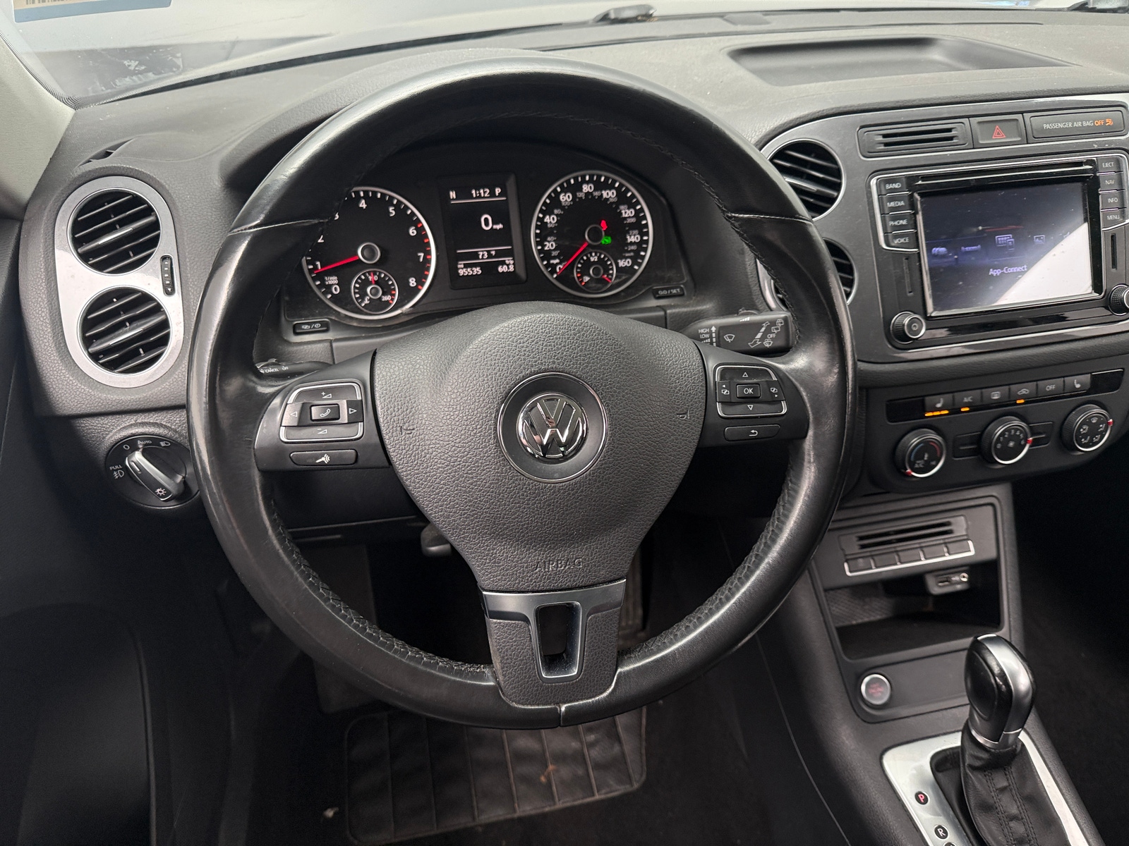 Thumbnail: 2016 Volkswagen Tiguan - 5