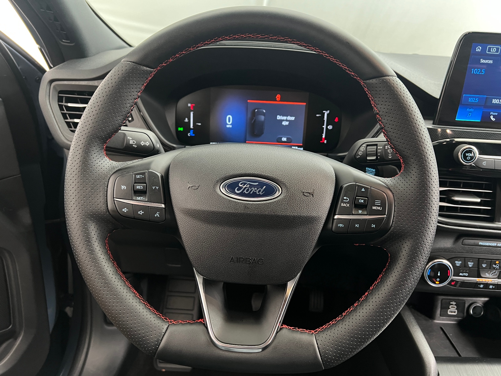 Thumbnail: 2025 Ford Escape - 5