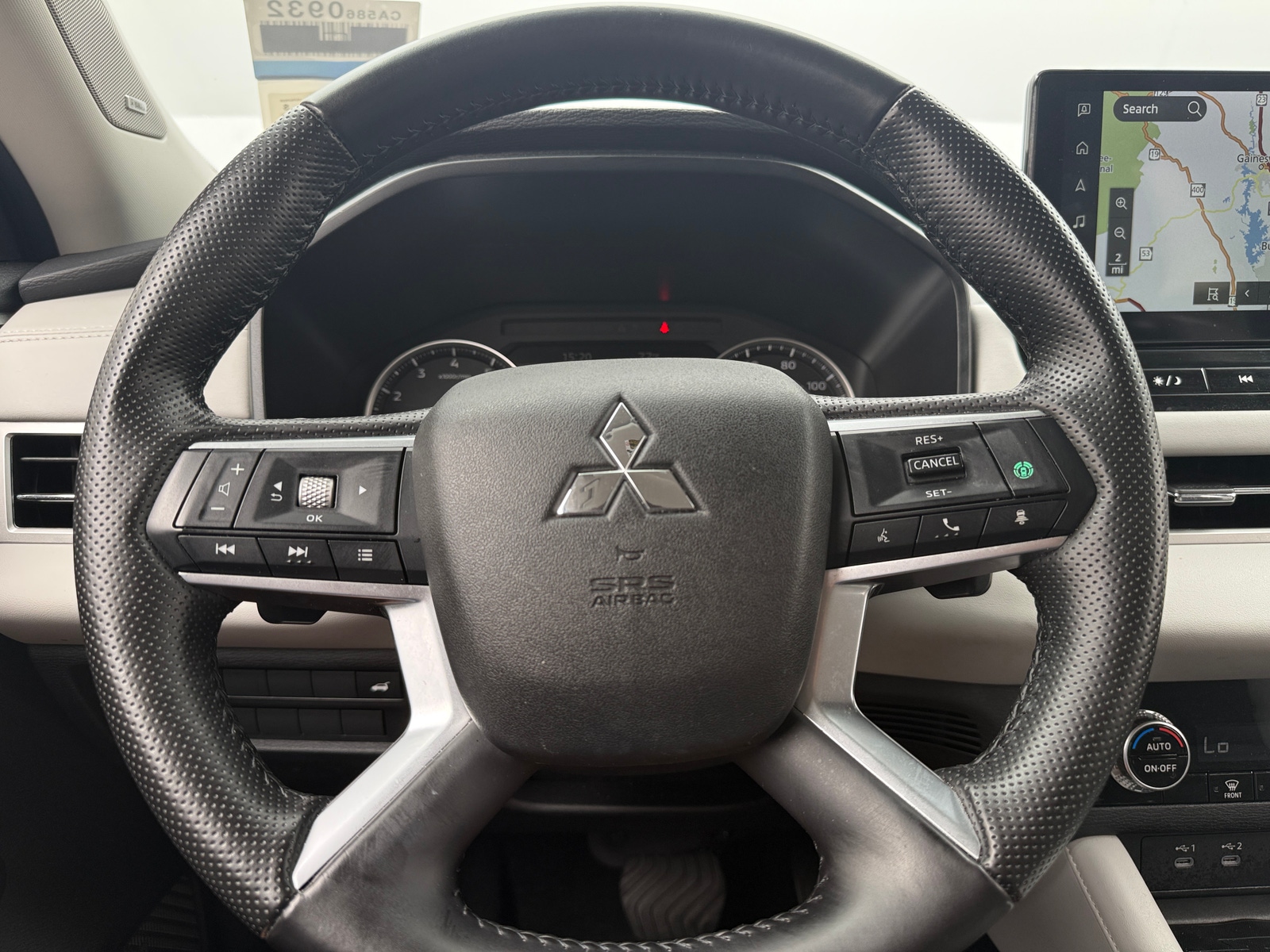 Thumbnail: 2025 Mitsubishi Outlander - 5