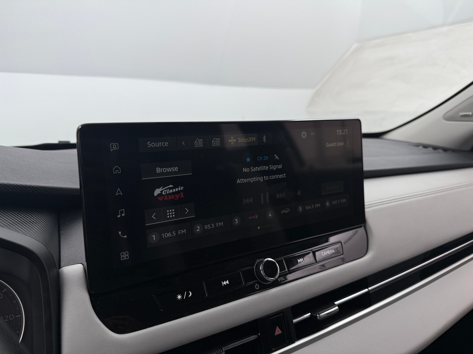 Thumbnail: 2025 Mitsubishi Outlander - 4