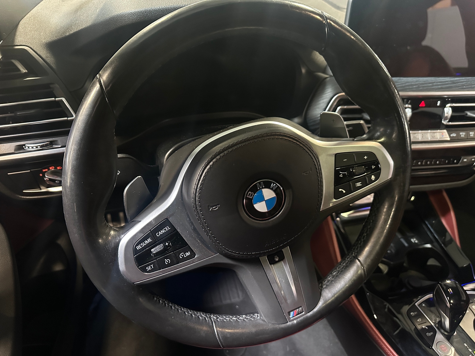 Thumbnail: 2023 BMW X4 - 4