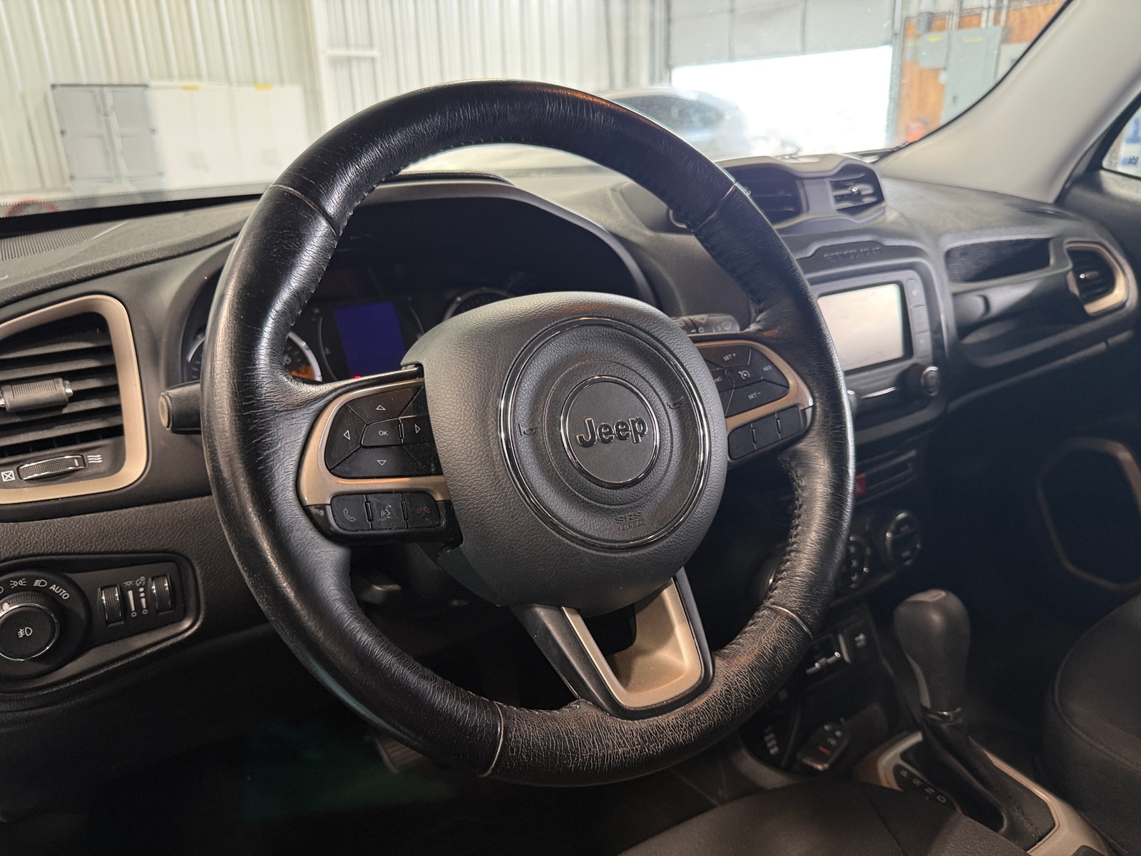 Thumbnail: 2017 Jeep Renegade - 5