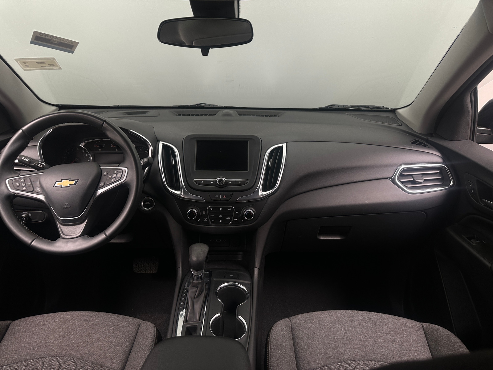 Thumbnail: 2023 Chevrolet Equinox - 3