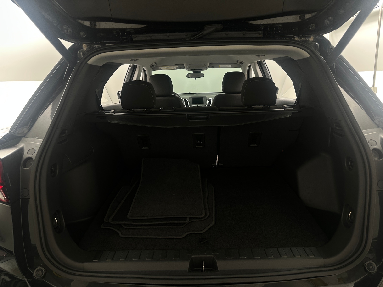 Thumbnail: 2023 Chevrolet Equinox - 7