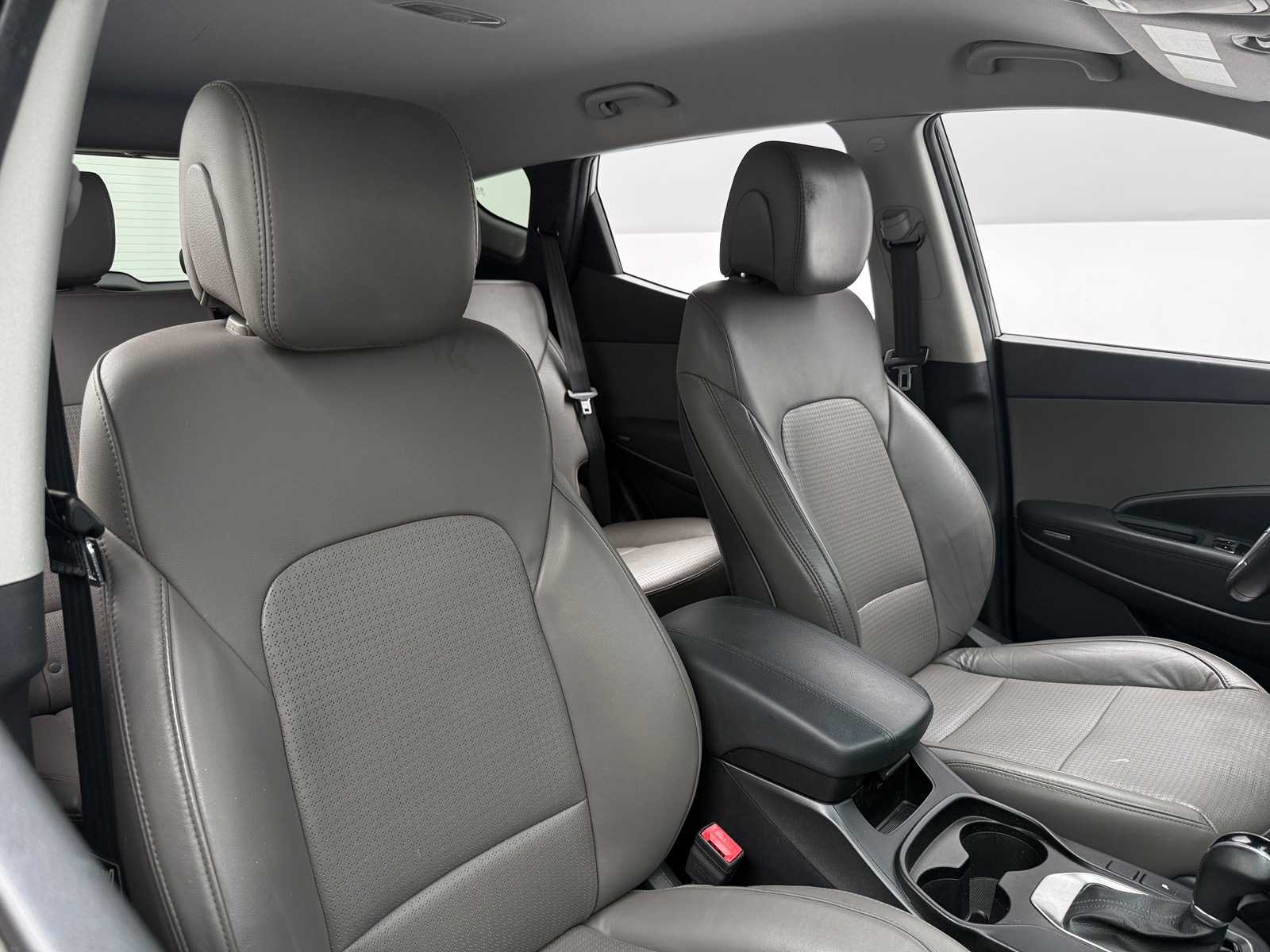 Thumbnail: 2013 Hyundai Santa Fe - 2