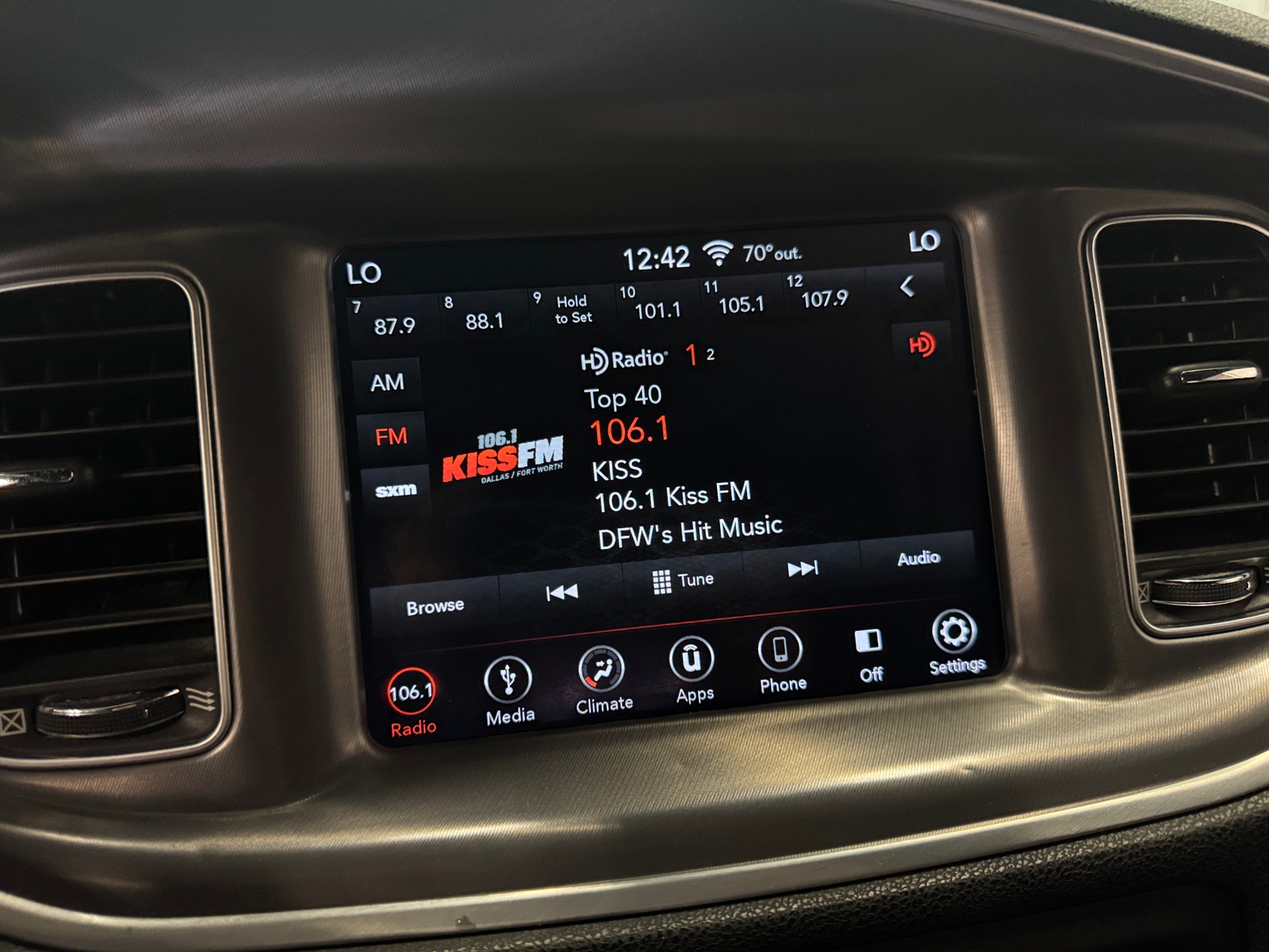 Thumbnail: 2019 Dodge Charger - 4