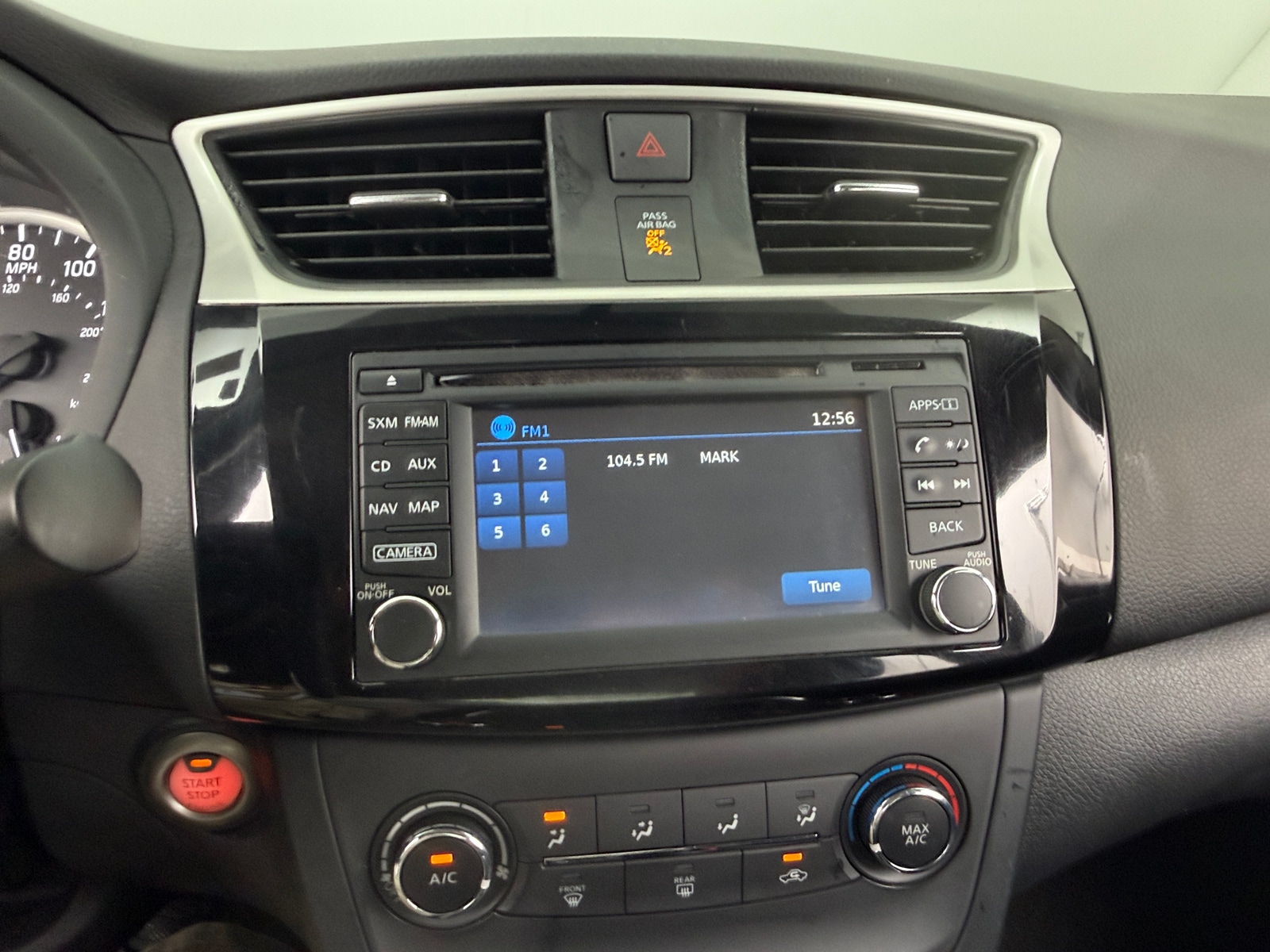 Thumbnail: 2017 Nissan Sentra - 4