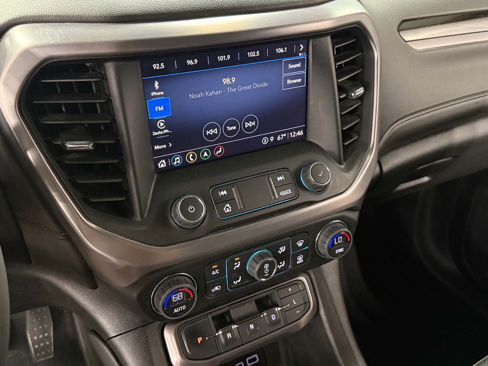 Thumbnail: 2022 GMC Acadia - 4