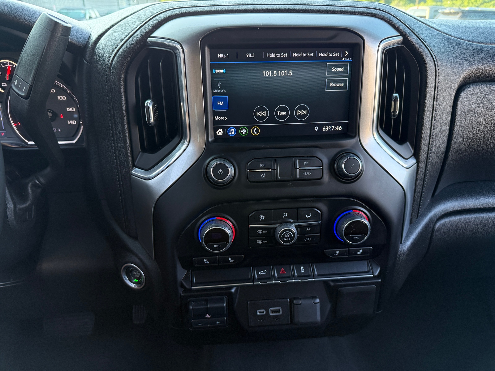 Thumbnail: 2022 Chevrolet Silverado 2500 - 4