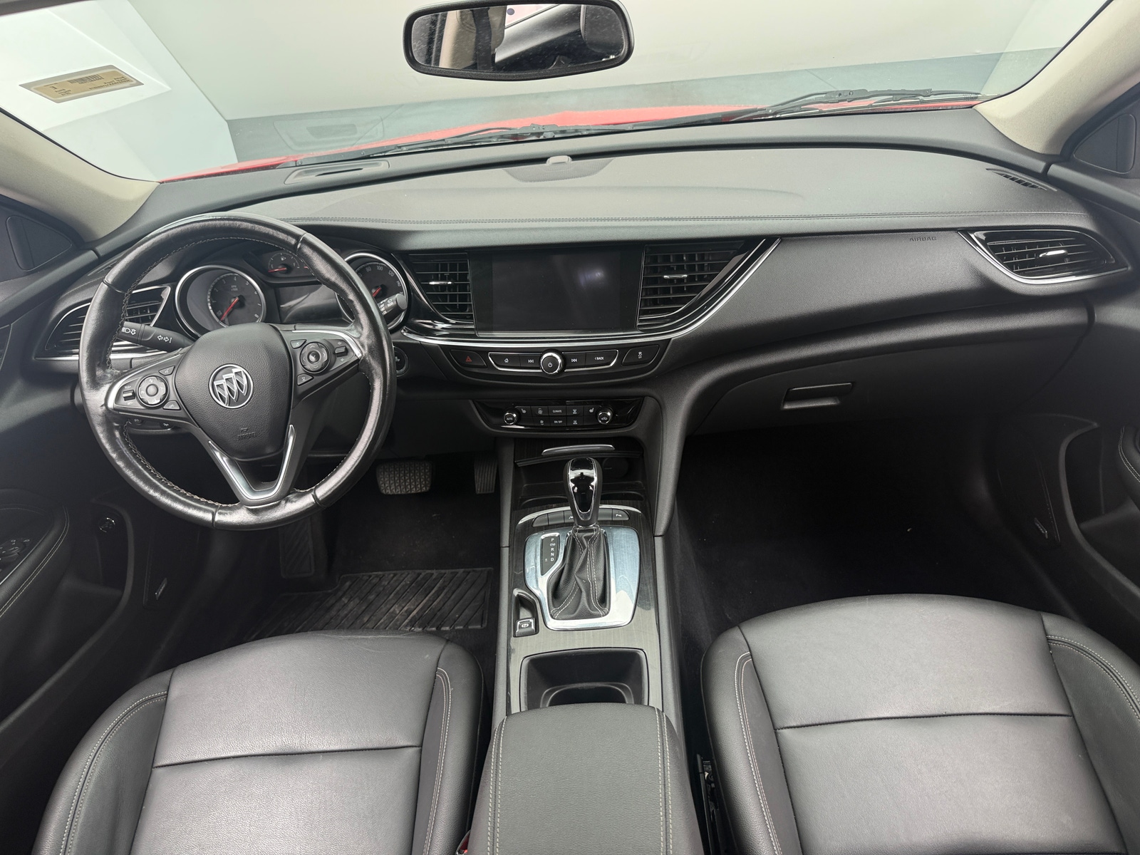 Thumbnail: 2018 Buick Regal - 2