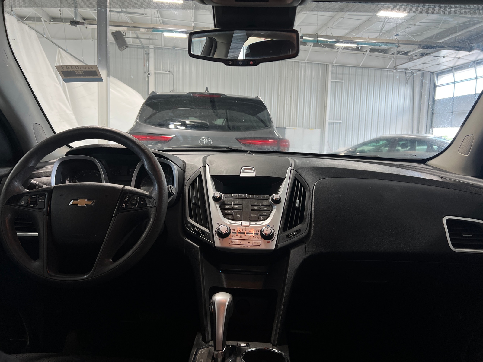 Thumbnail: 2015 Chevrolet Equinox - 3