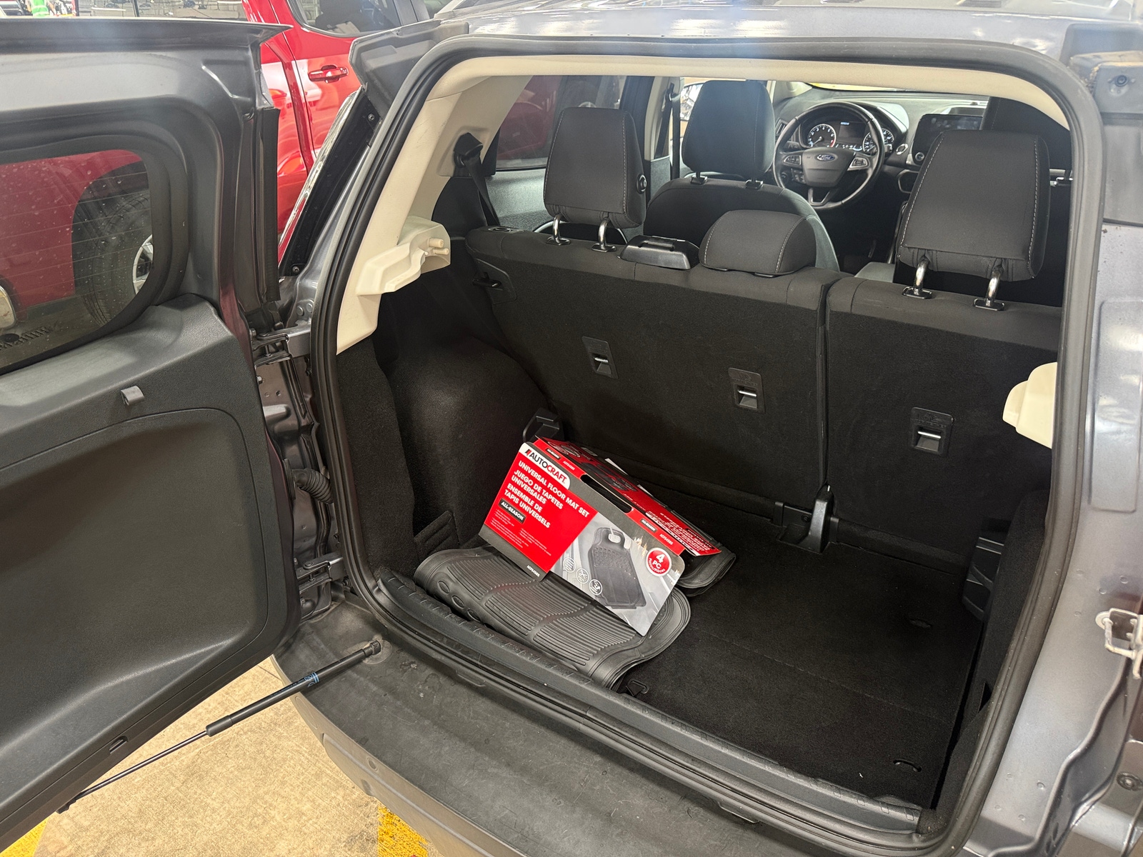 Thumbnail: 2019 Ford EcoSport - 7