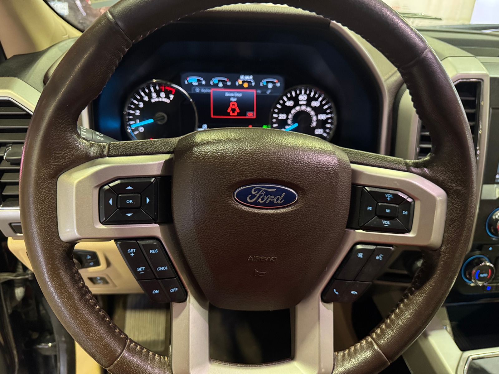 Thumbnail: 2018 Ford Econoline - 4