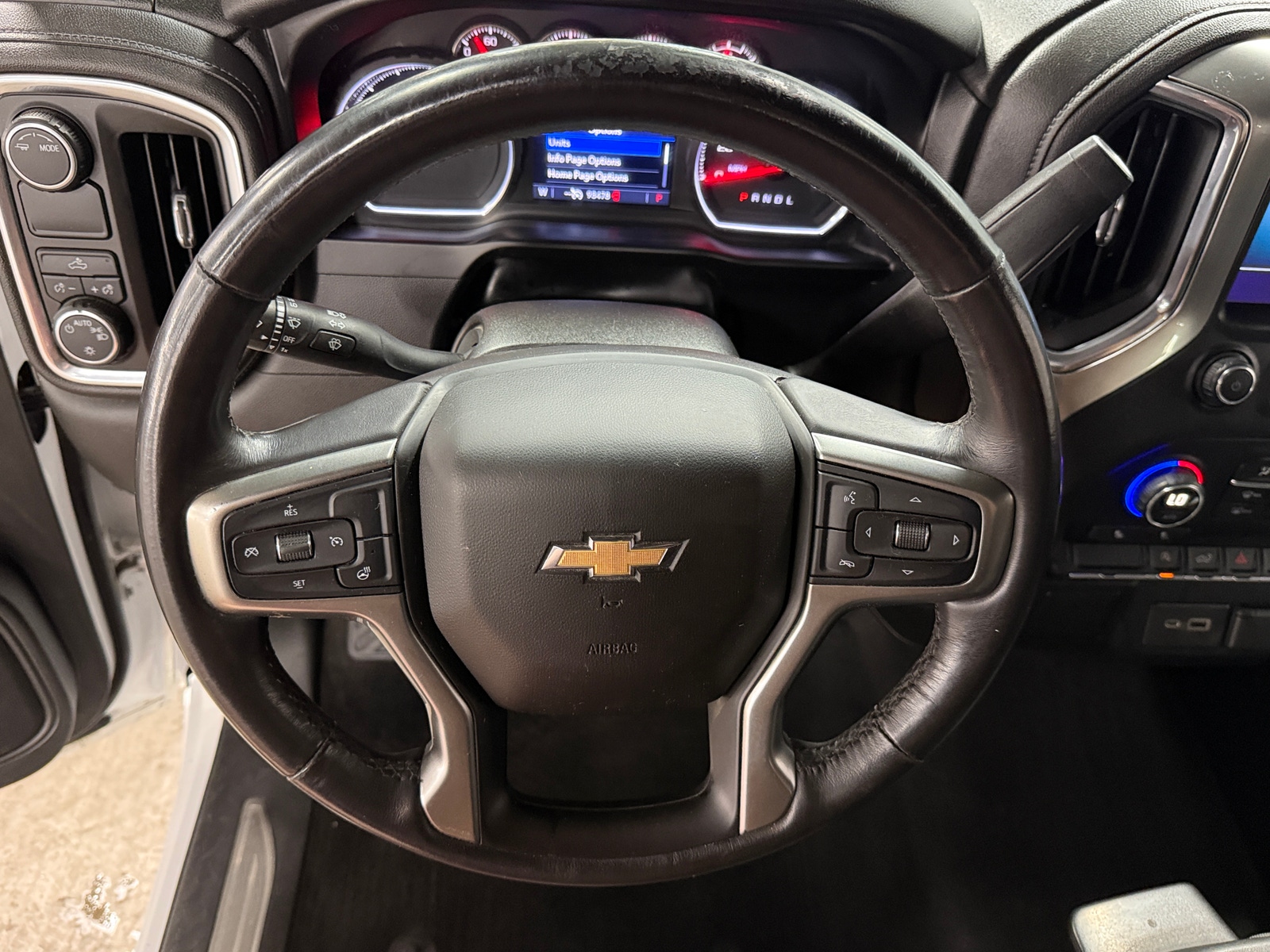 Thumbnail: 2020 Chevrolet Silverado 1500 - 5