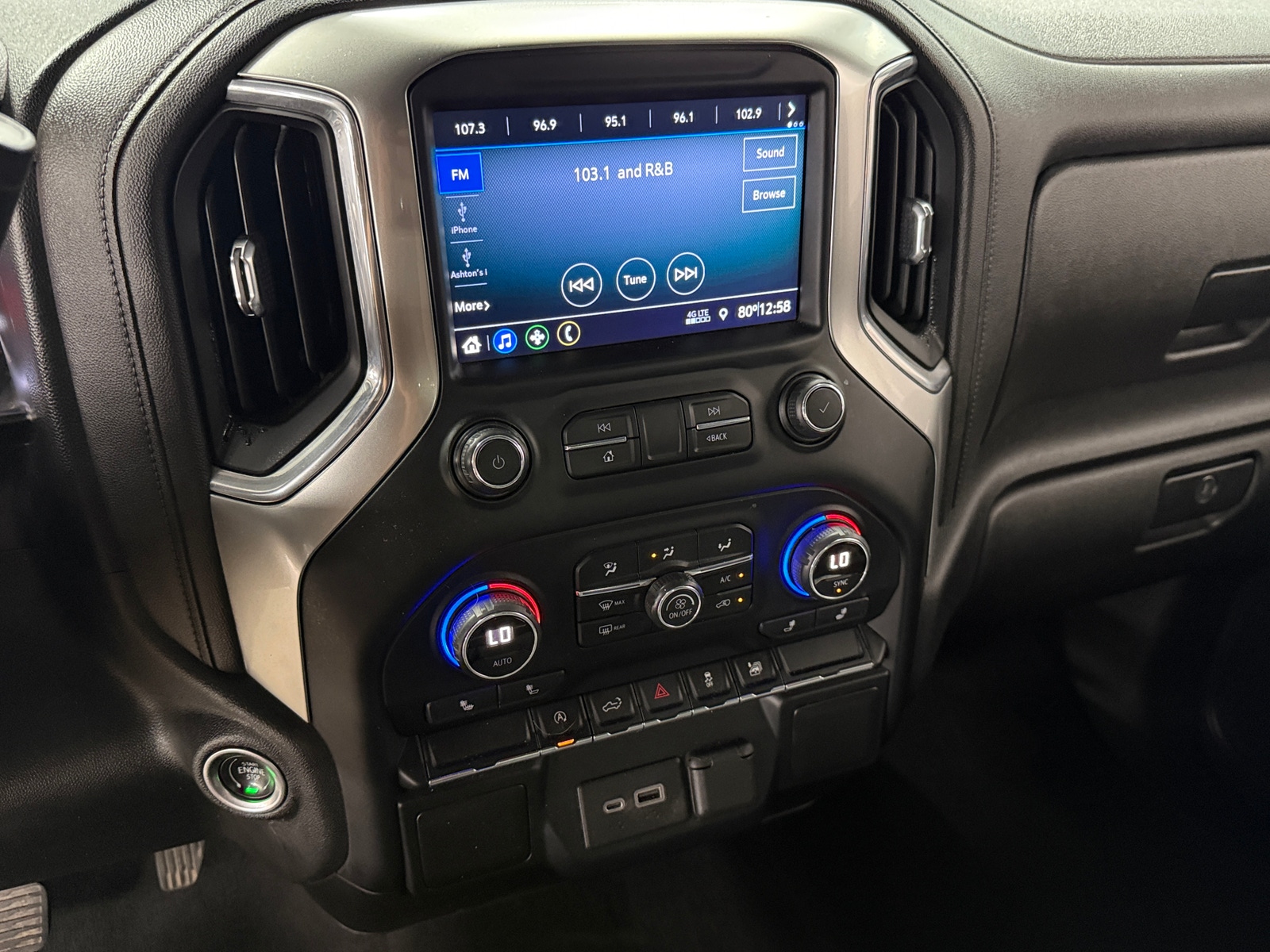 Thumbnail: 2020 Chevrolet Silverado 1500 - 4