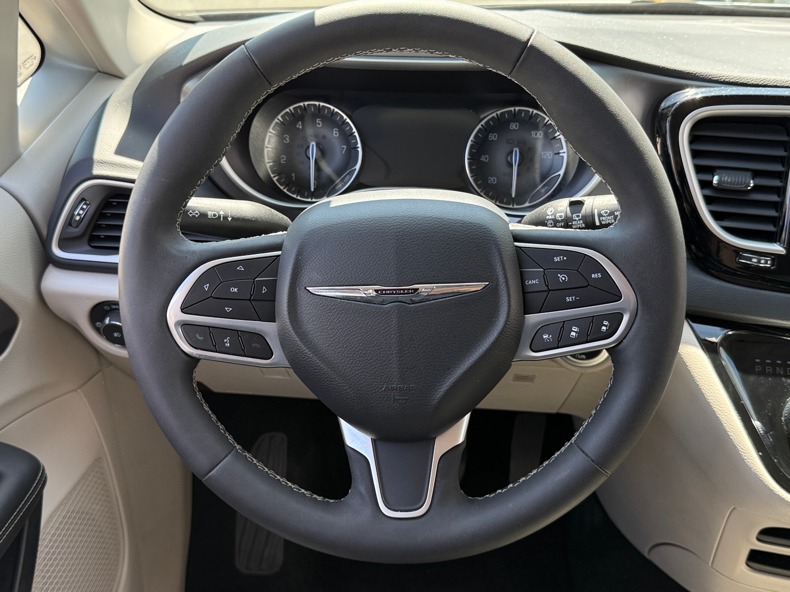 Thumbnail: 2024 Chrysler Pacifica - 4